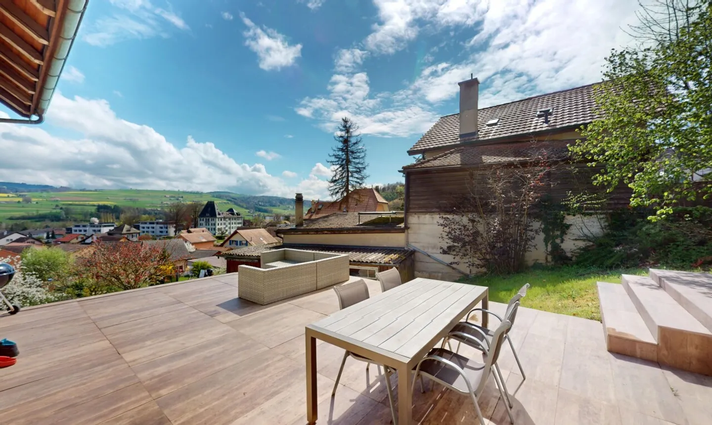 Magnifique villa rénovée avec deux logements - Photo 5 sur 13