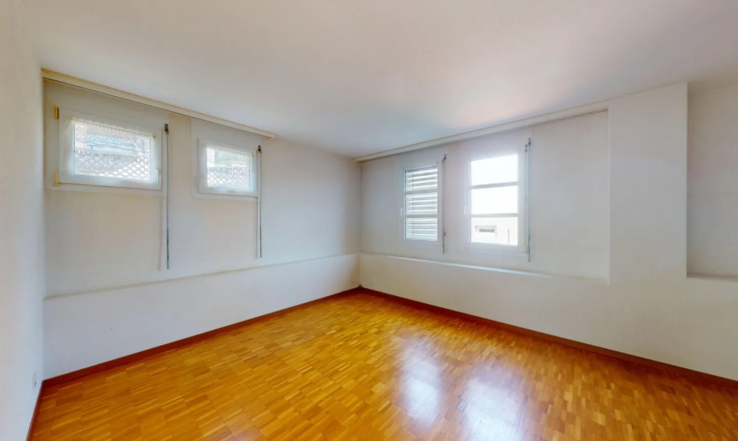 Cormondrèche: 4.5 stanze affittate, eccellente opportunità di investimento - Foto 9 di 11