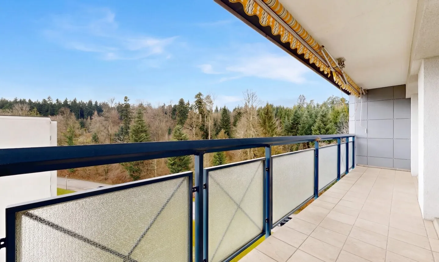 Helle 4-Zimmer-Wohnung mit Aussicht - Foto 10 von 11