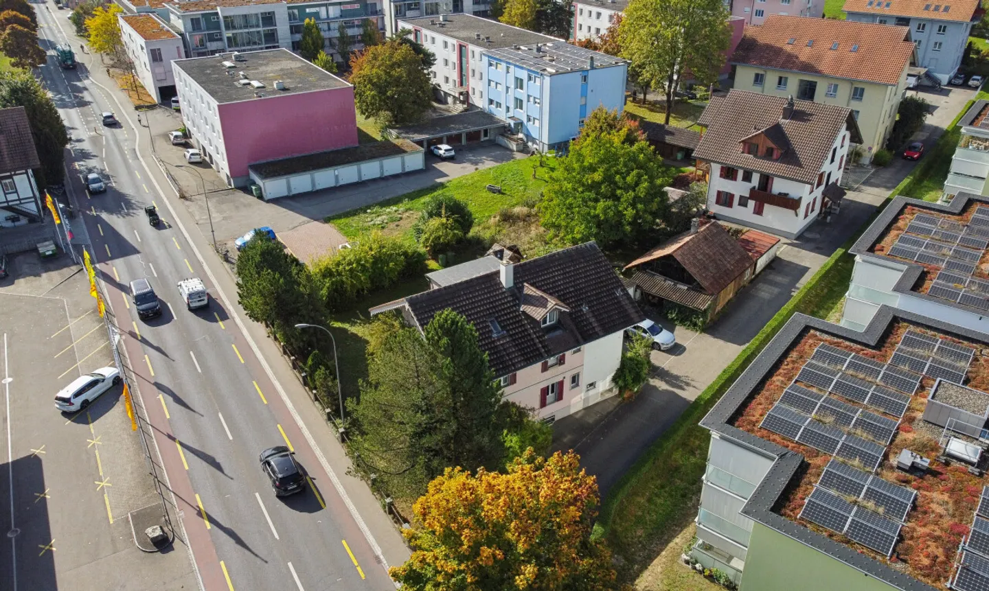 Plot in Burgdorf: 1,307 m² in Residential Zone 3 - Photo 5 of 8