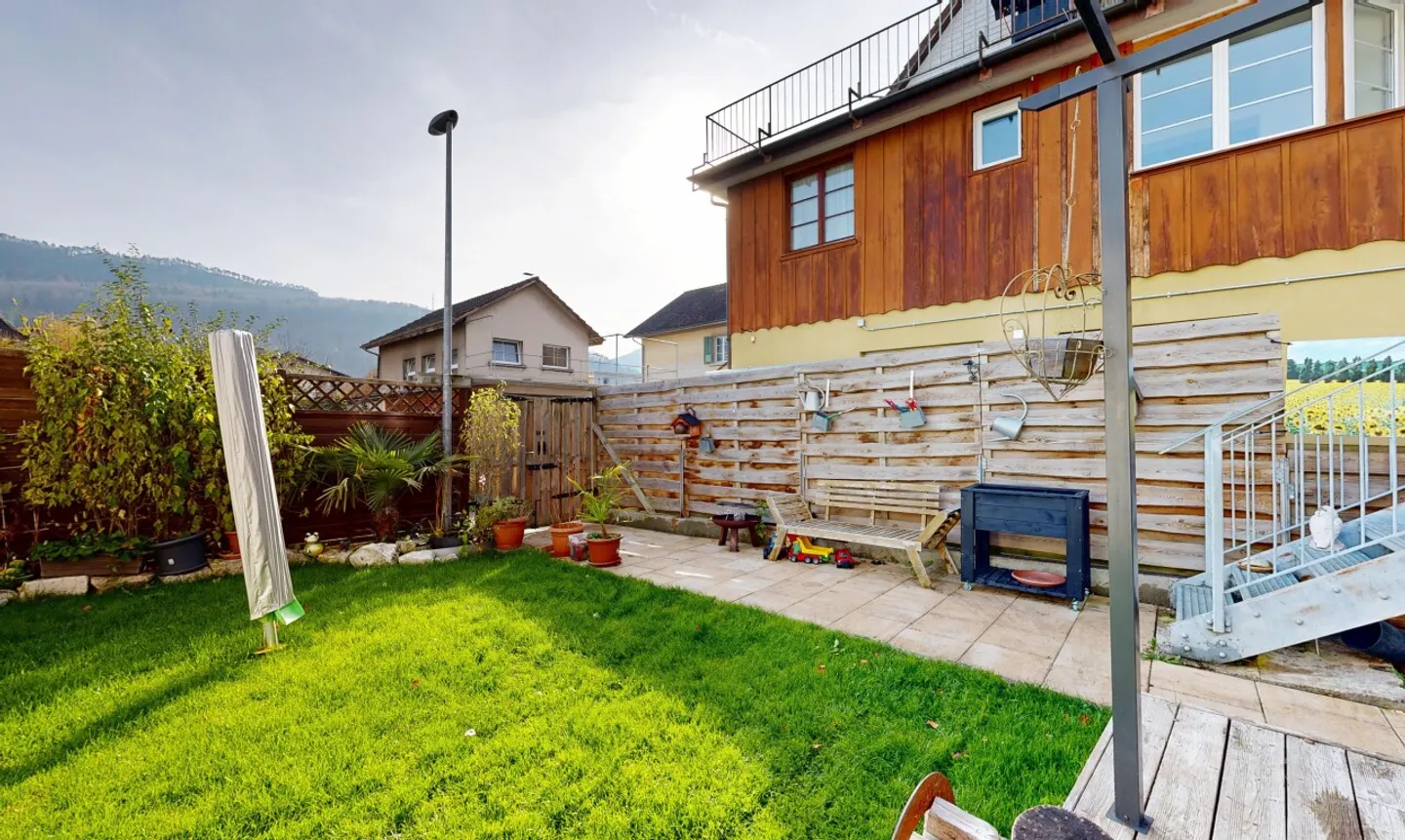 Maison jumelée avec appartement à Balsthal - Photo 3 sur 11