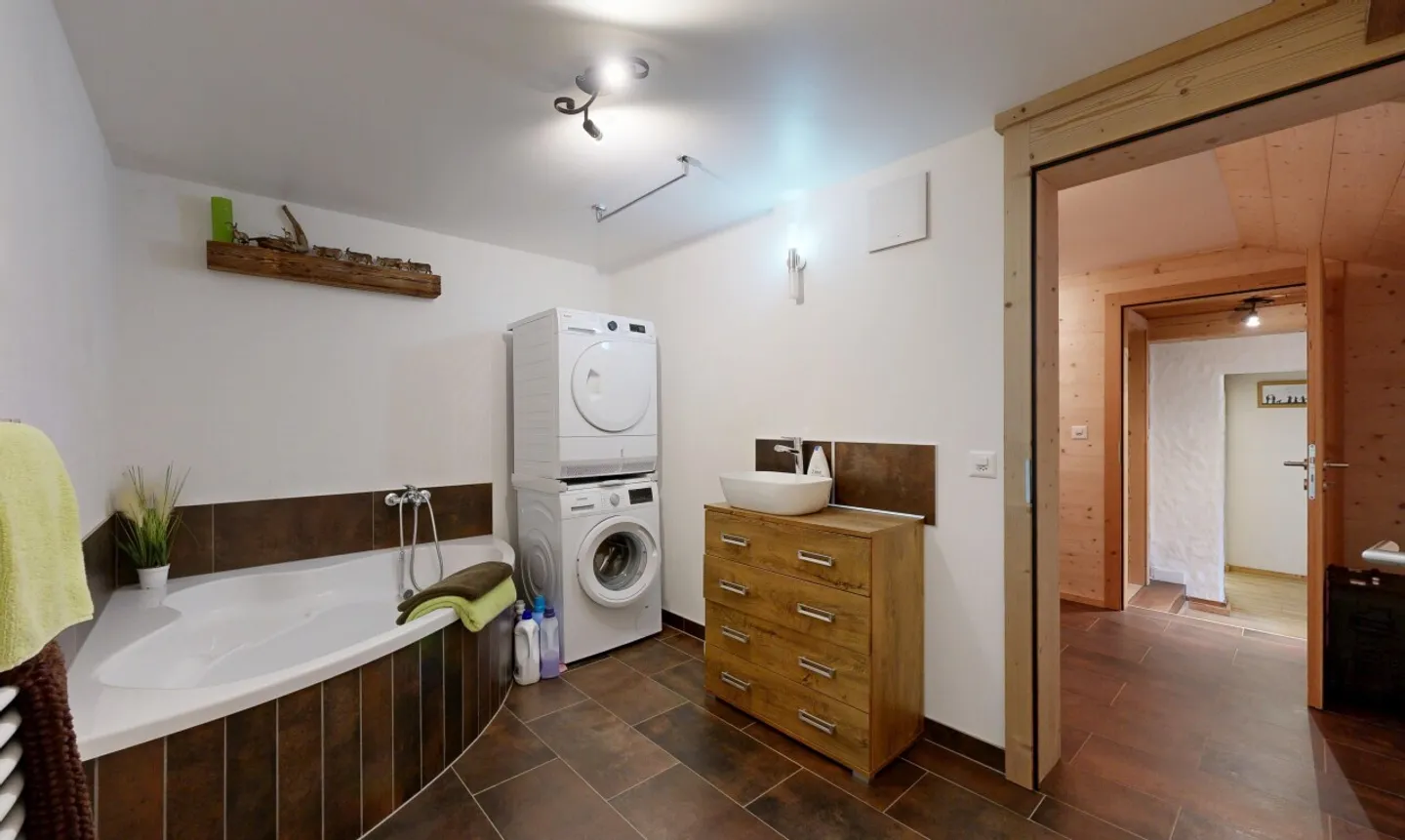 Spazioso appartamento con giardino privato vicino alle piste - Foto 10 di 11