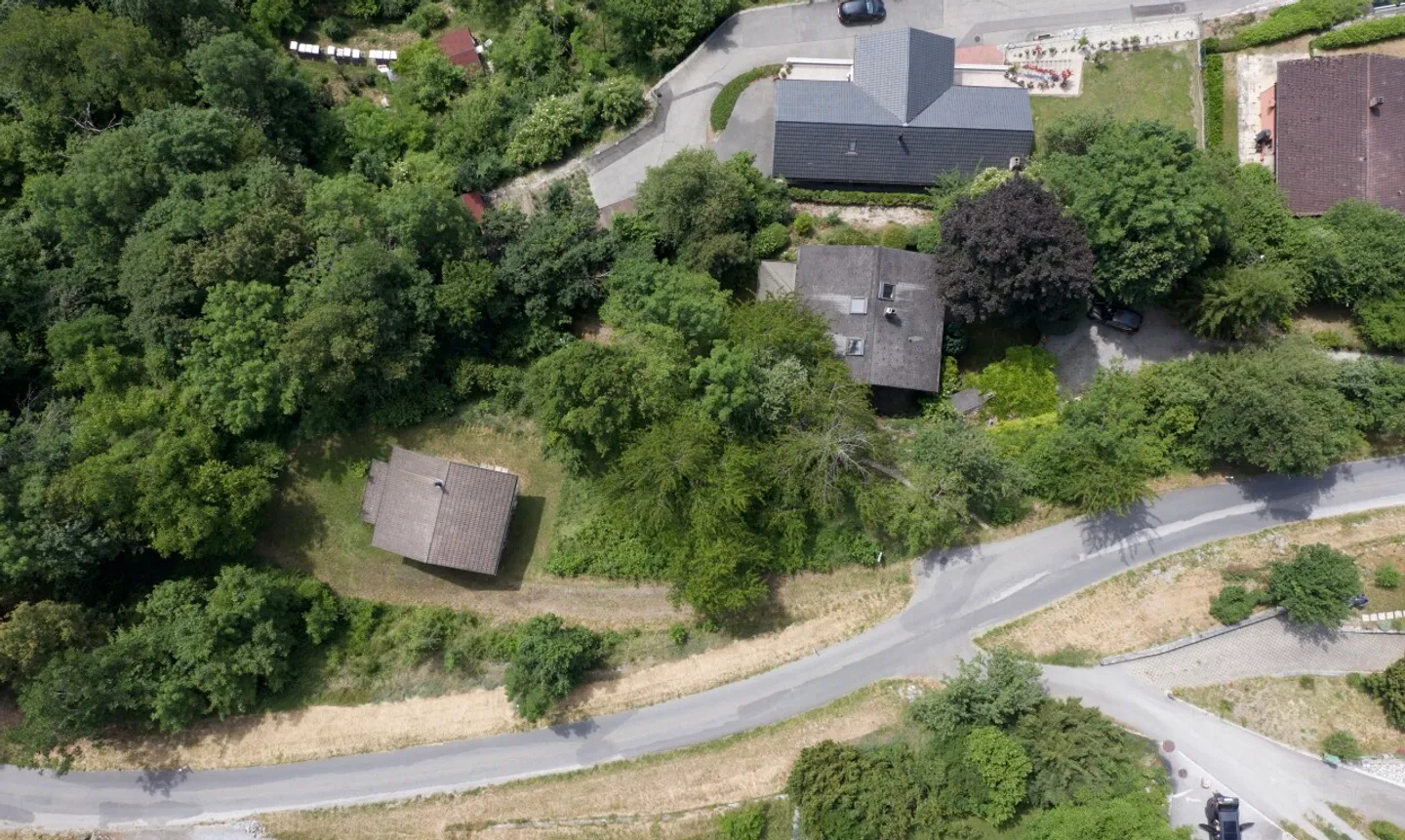 Superb plot in Chamoson - Photo 5 of 11