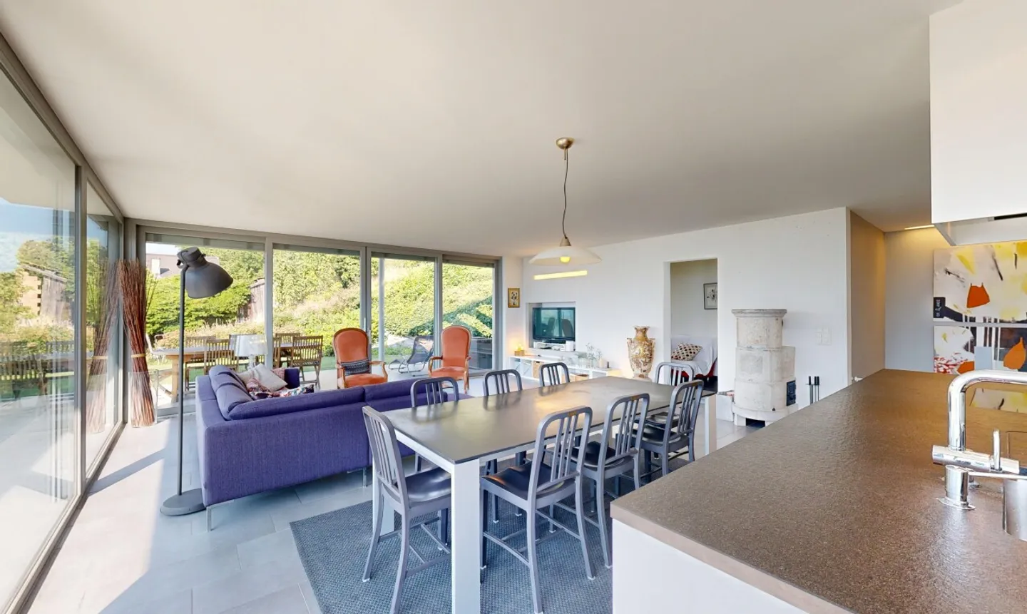 Contemporary Villa with Panoramic View - Photo 5 of 11