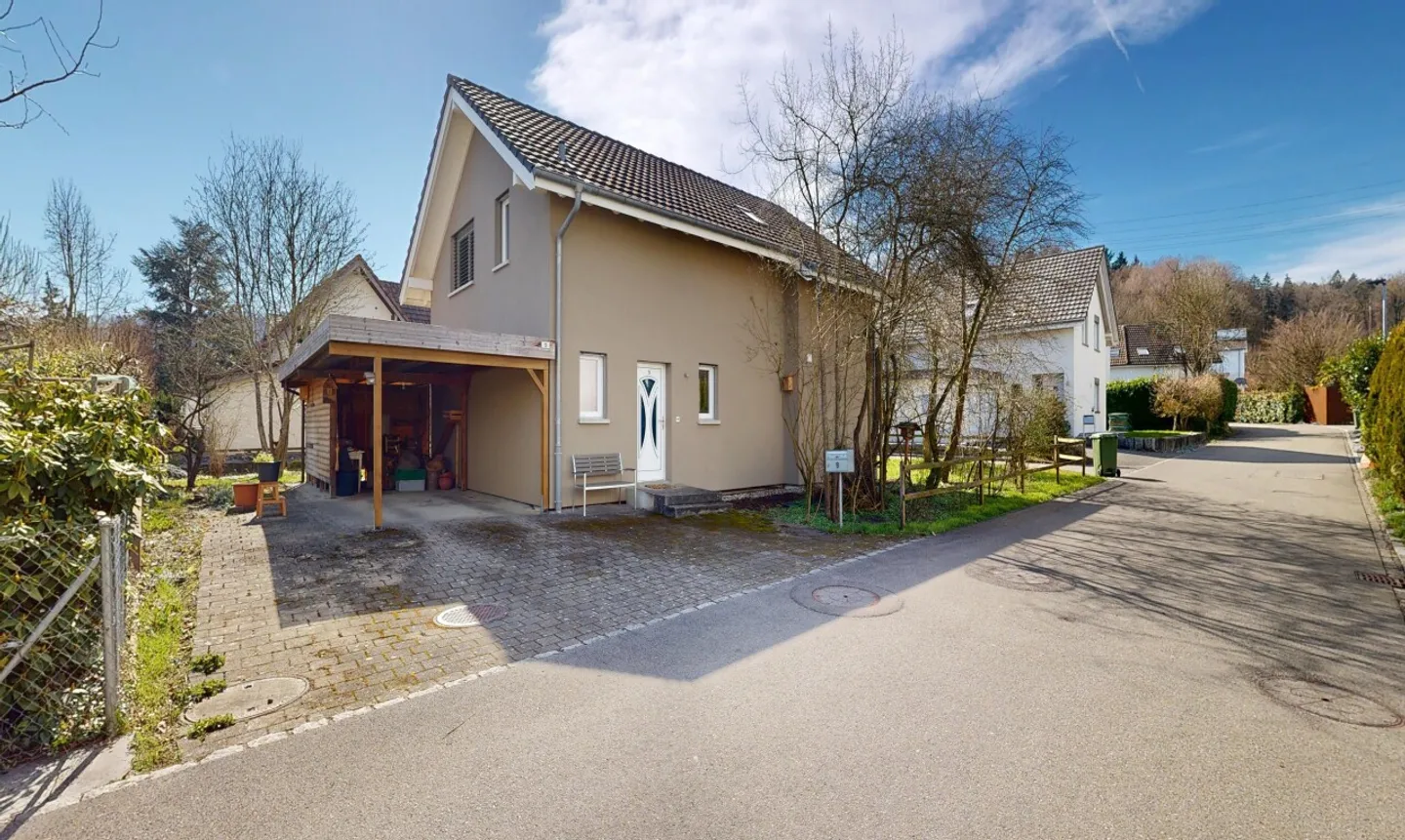 Maison individuelle de 4,5 pièces bien entretenue dans un quartier calme à Lupfig - Photo 1 sur 11