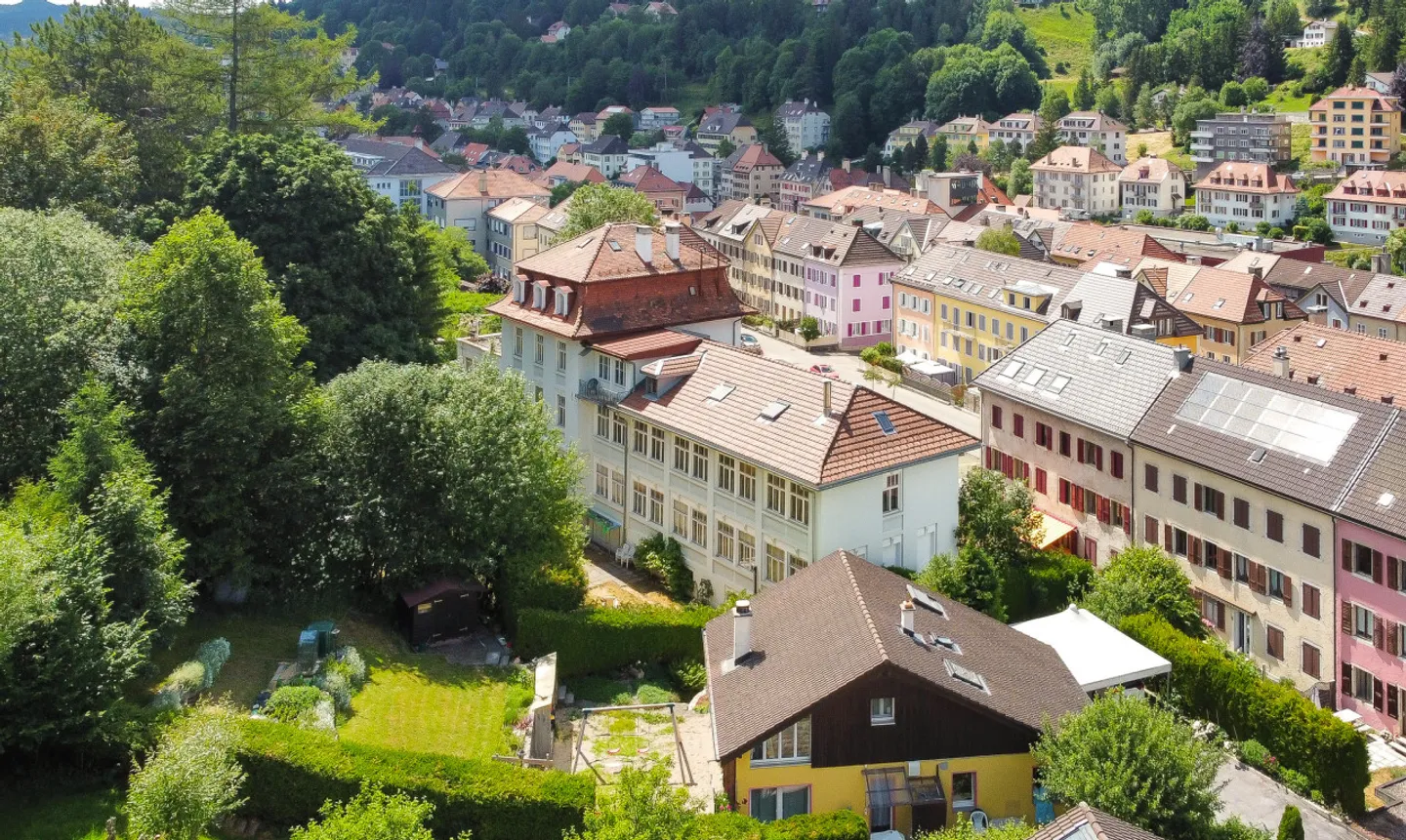 Gemischtes Gebäude mit Potenzial - Foto 2 von 13