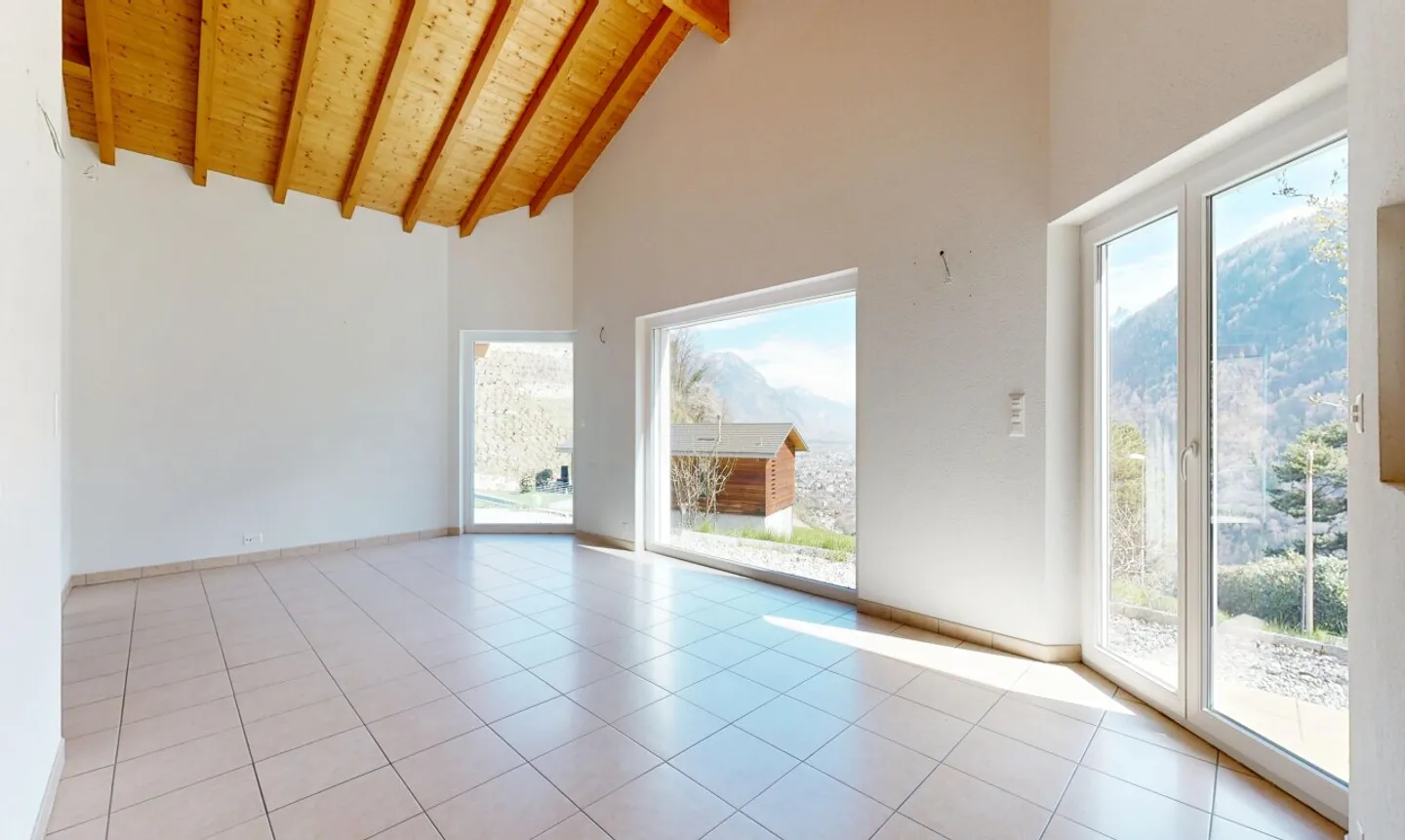 Maison avec vue imprenable sur la vallée - Photo 4 of 11