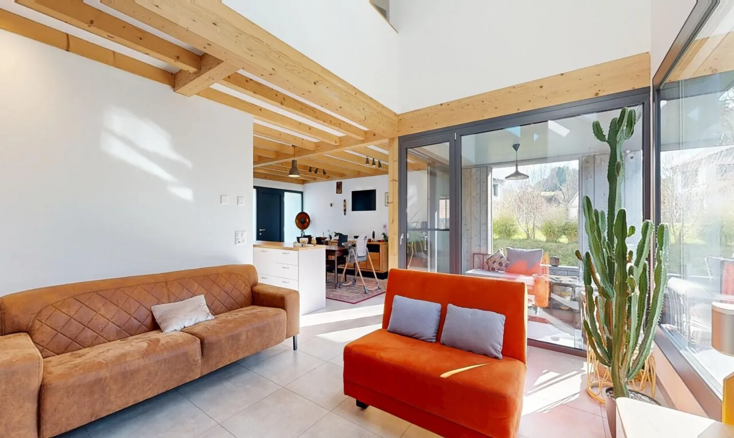 Family Villa with Terraces in Ecublens - Photo 3 of 11