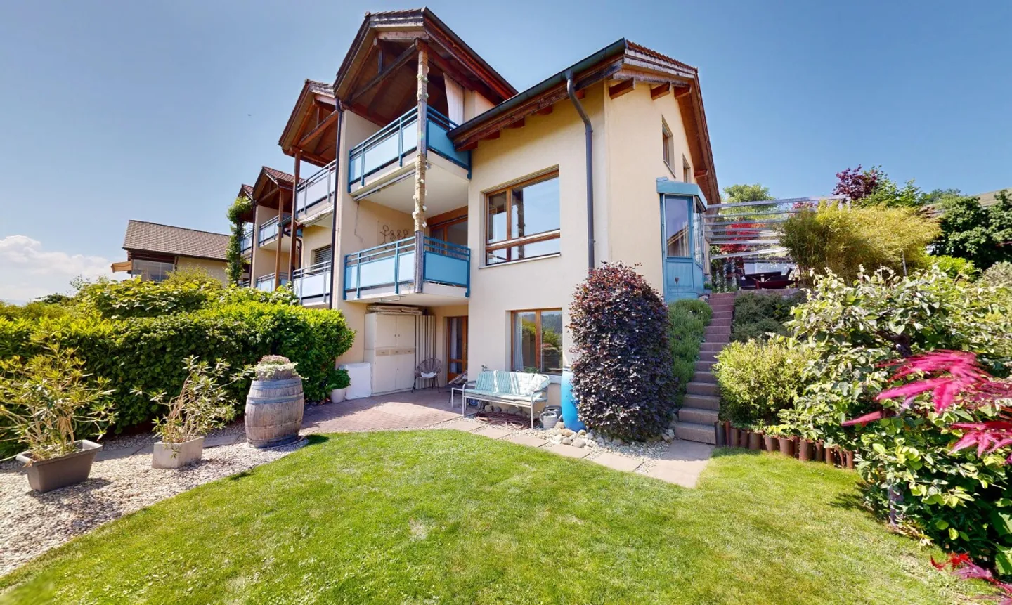 Maison familiale spacieuse avec vue - Photo 1 sur 11