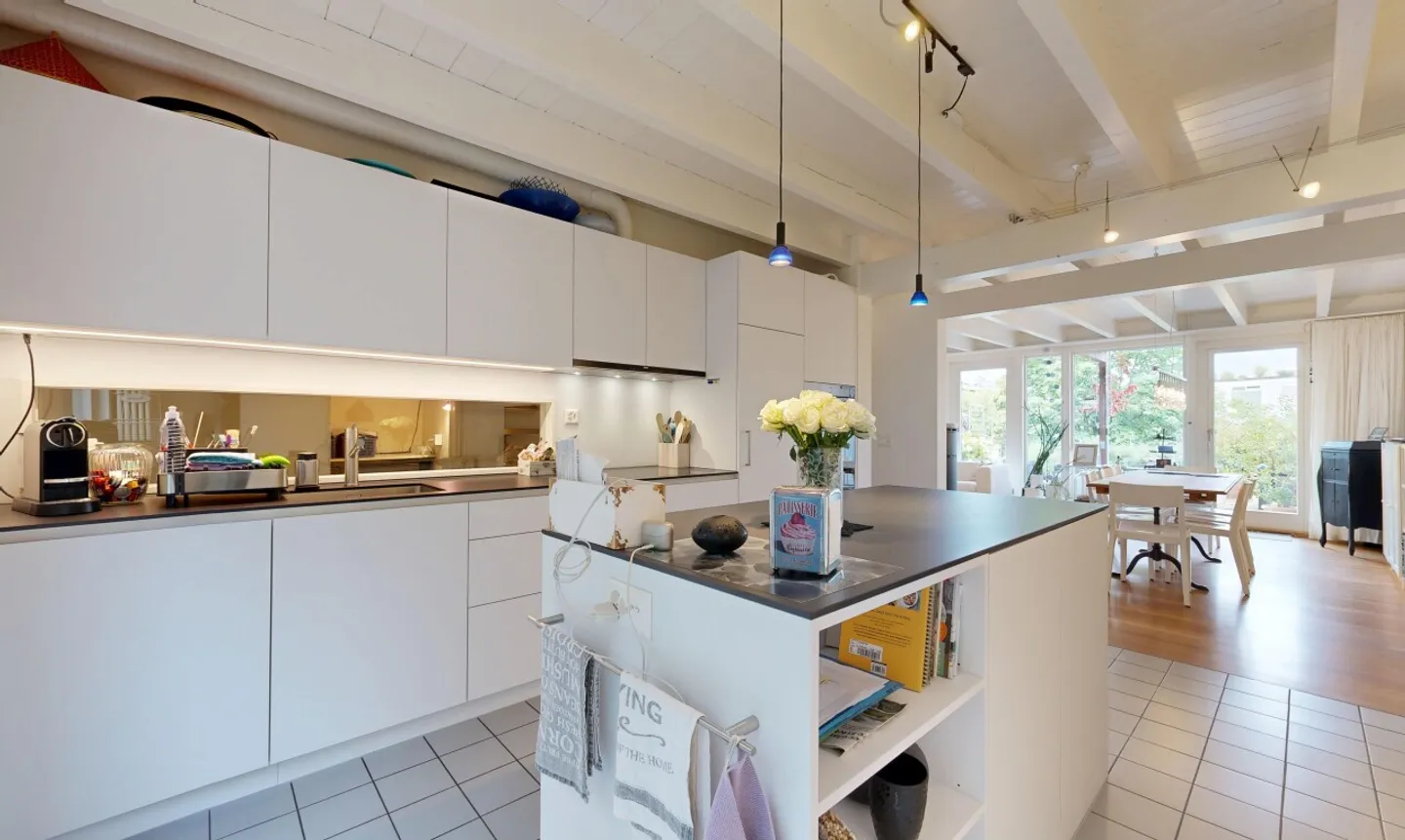 Light-Filled 5.5-Room Terraced House in Affoltern am Albis - Photo 7 of 11