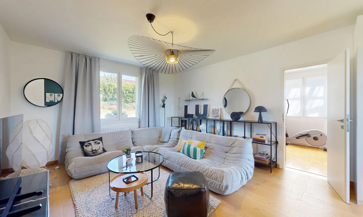 Belle villa familiale de 6.5 pièces rénovée avec soin - Photo 4 of 11