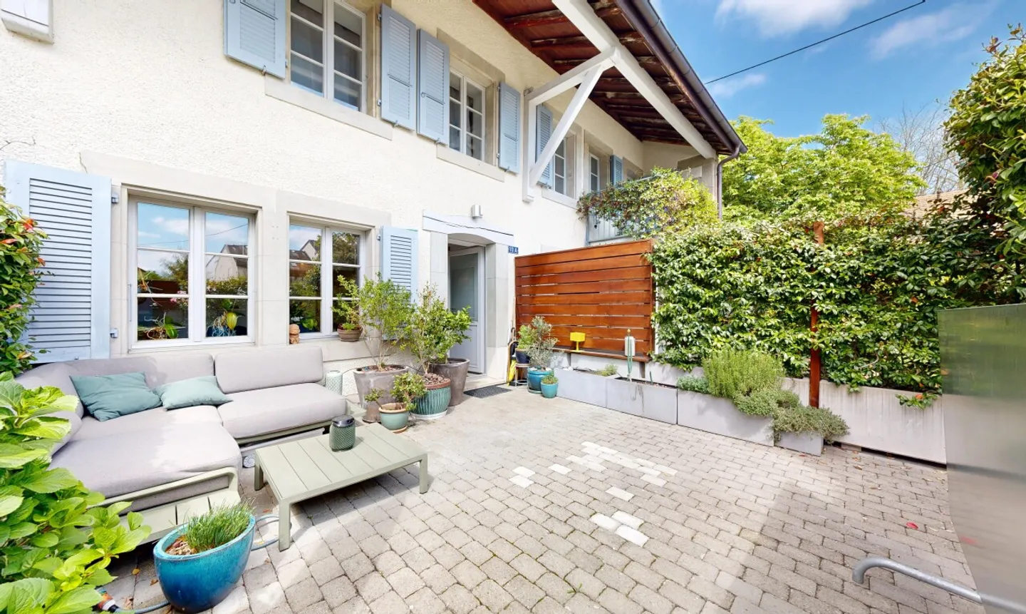 Appartement Charmant dans Grange Rénovée - Photo 2 sur 13