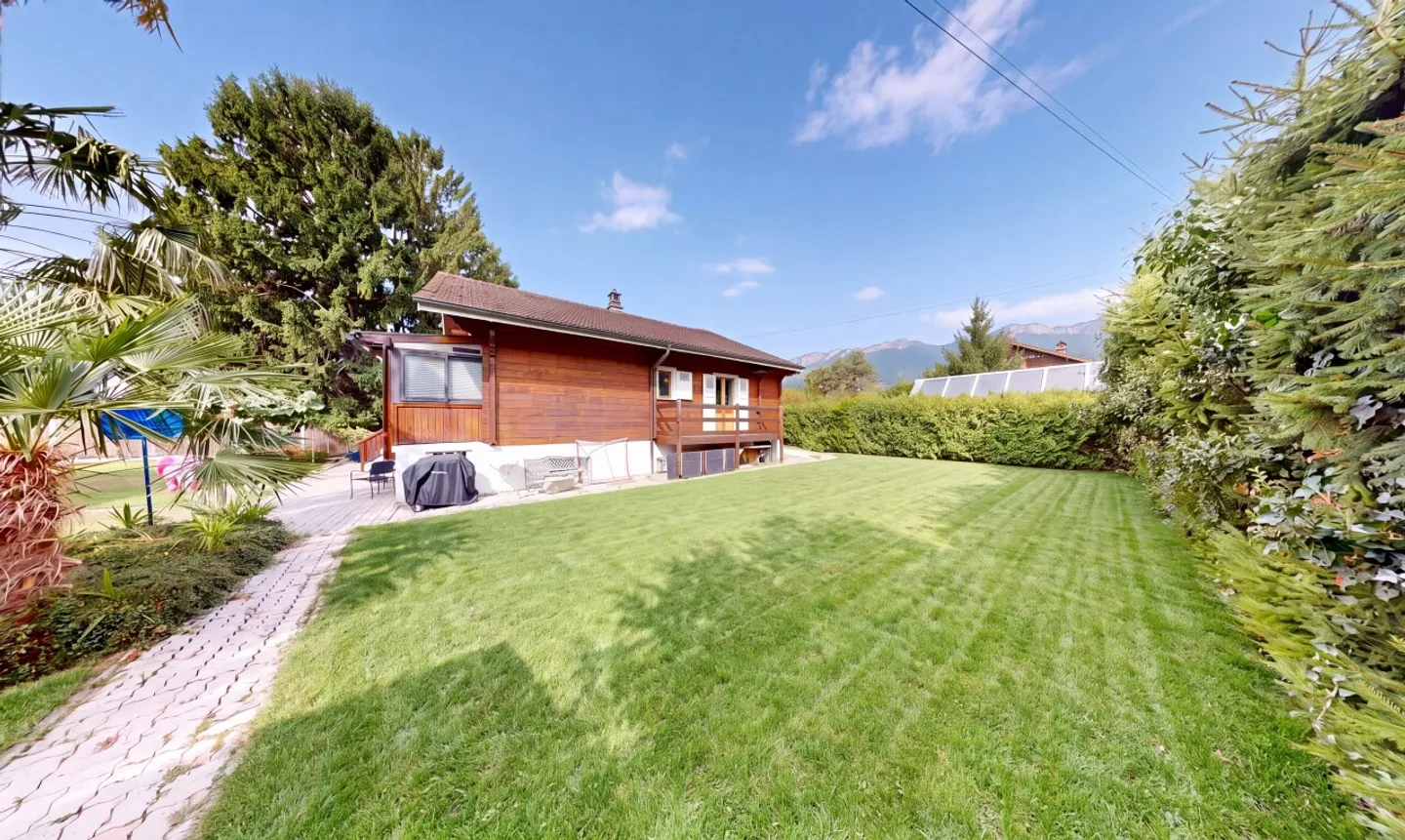 Ein Chalet mit großem Potenzial, ruhig in Aigle - Foto 2 von 11