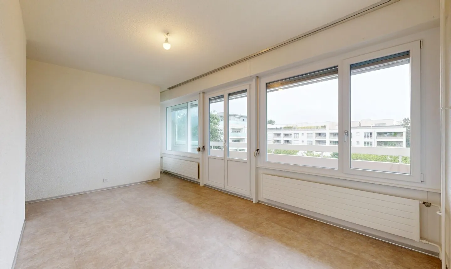 Großes Familien-Duplex mit 7 Zimmern im Herzen von Thônex - Foto 9 von 11