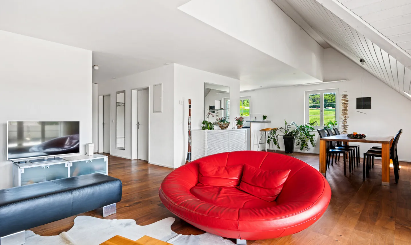 Bright 5.5-room penthouse apartment with a view - Photo 8 of 13