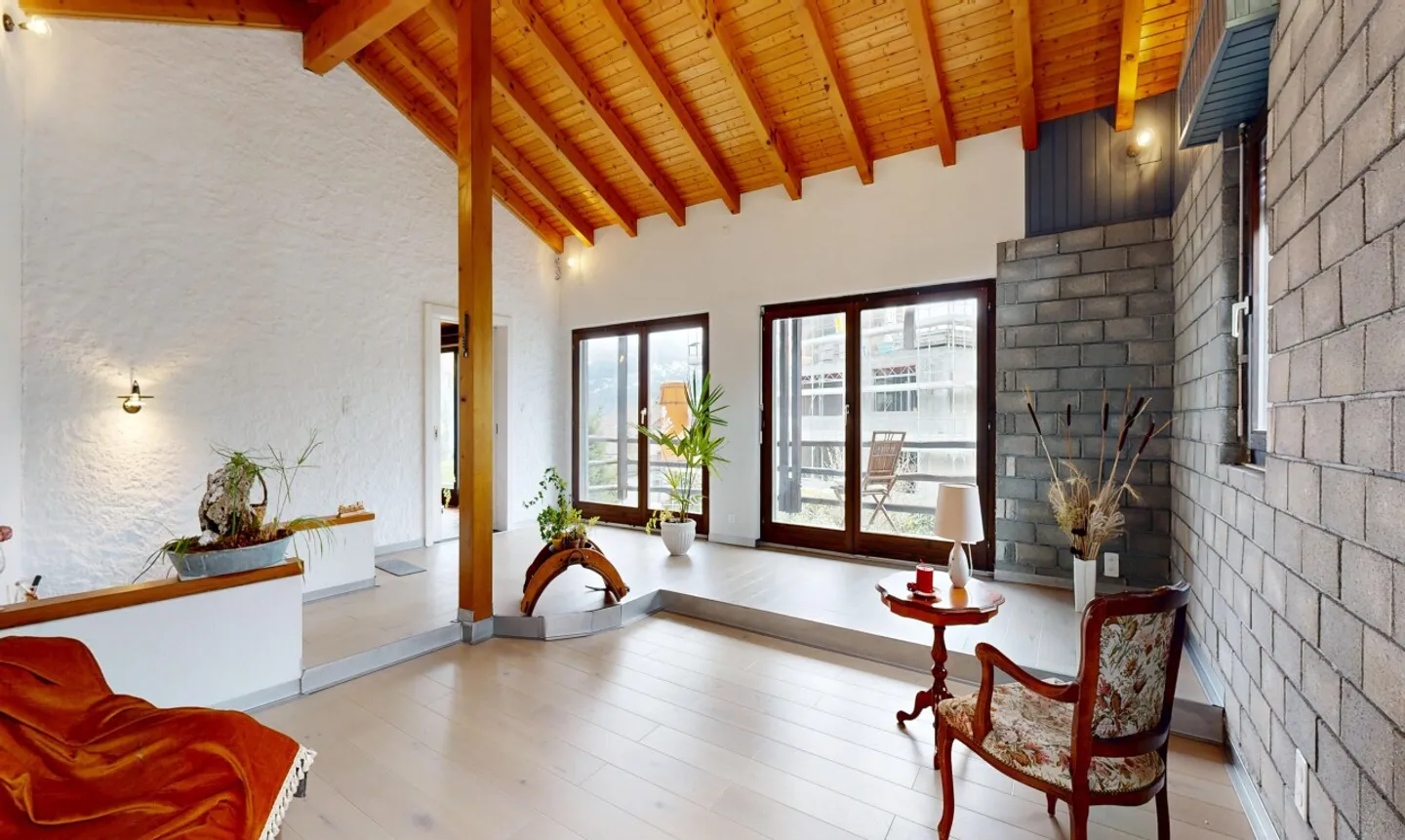 Ungewöhnliches Haus mit unabhängigem Atelier und großem Potenzial in Savièse - Foto 4 von 13