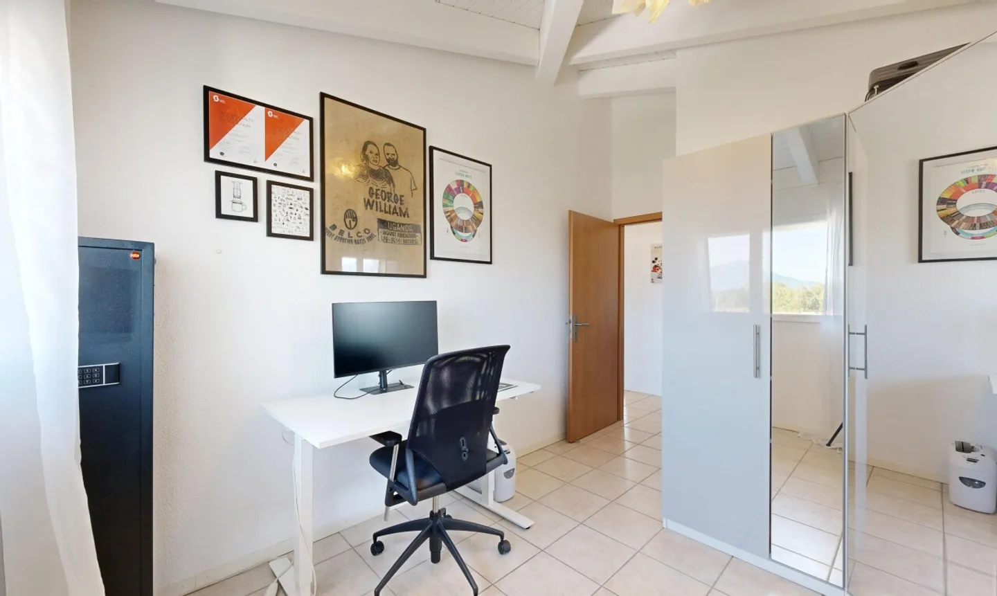 Penthouse with Lake and Mountain View in the Heart of Bouveret - Photo 9 of 11