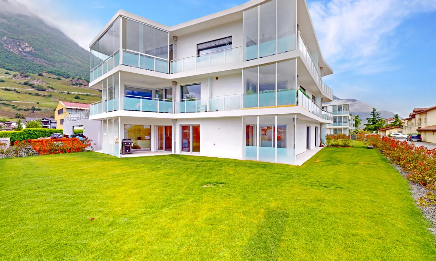 Appartement Élégant avec Jardin Privé - Photo 2 sur 11