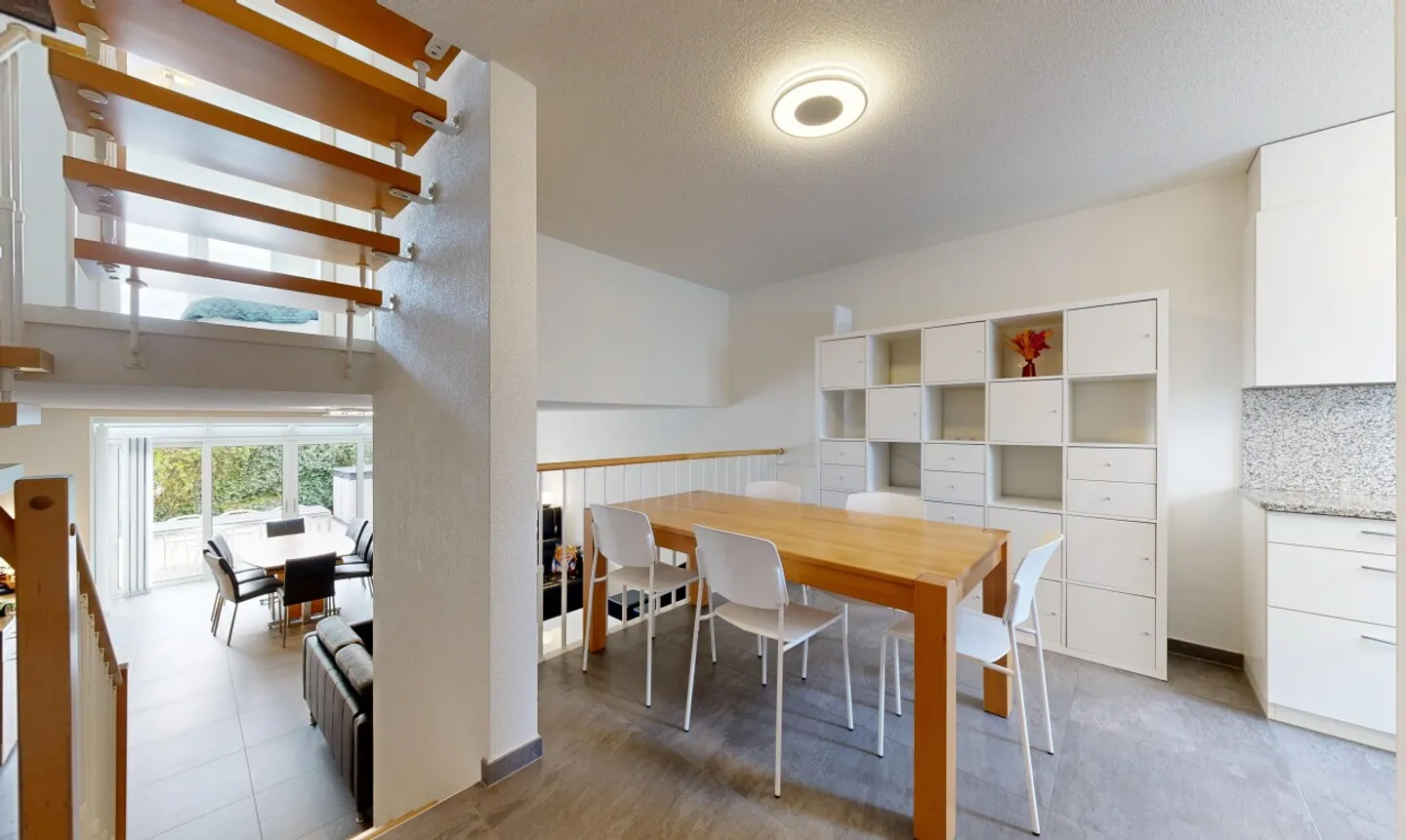 Wunderschönes Reihenhaus mit großer Terrasse - Foto 5 von 11