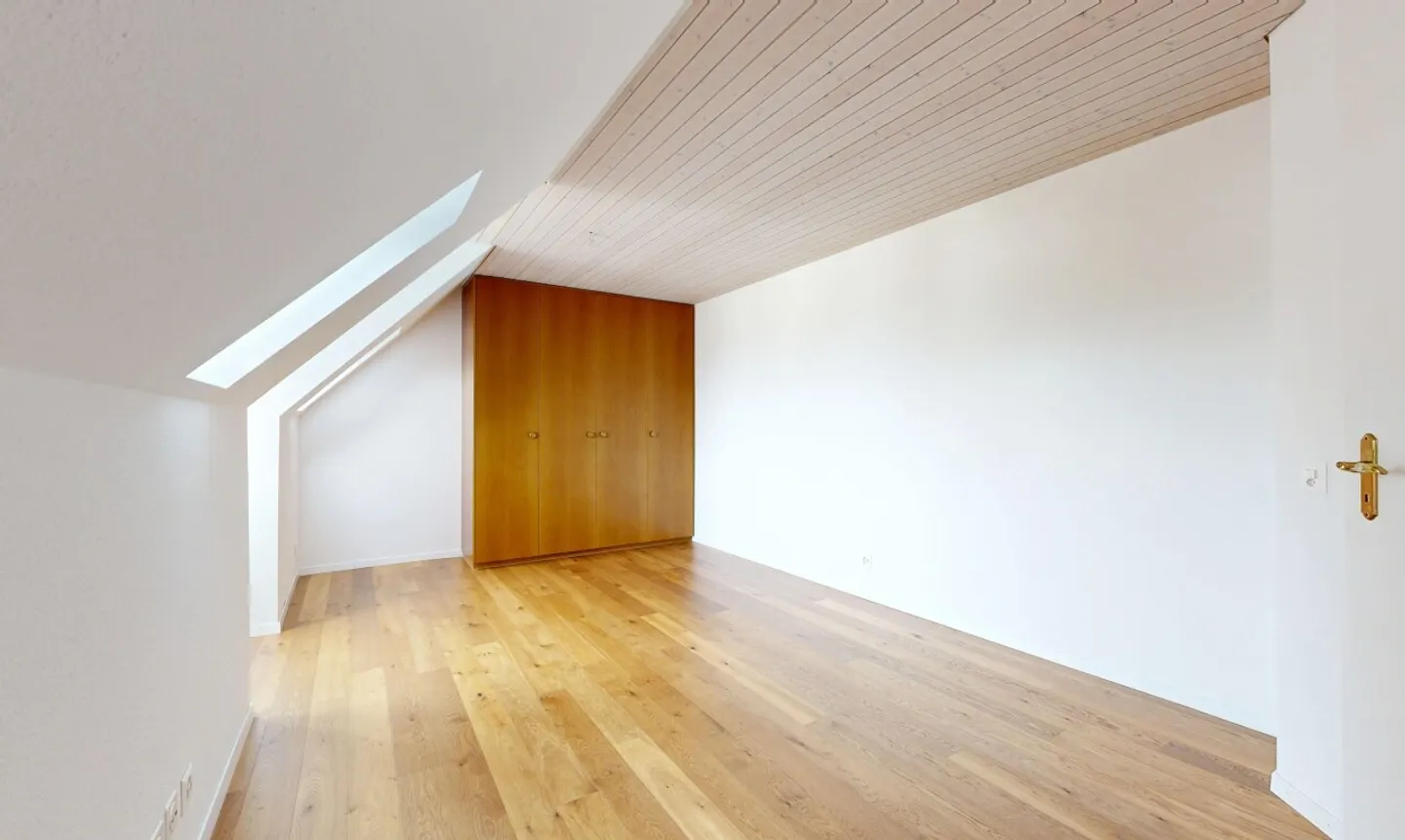 Spacious 6½-room maisonette apartment in Winterthur-Seen - Photo 9 of 13