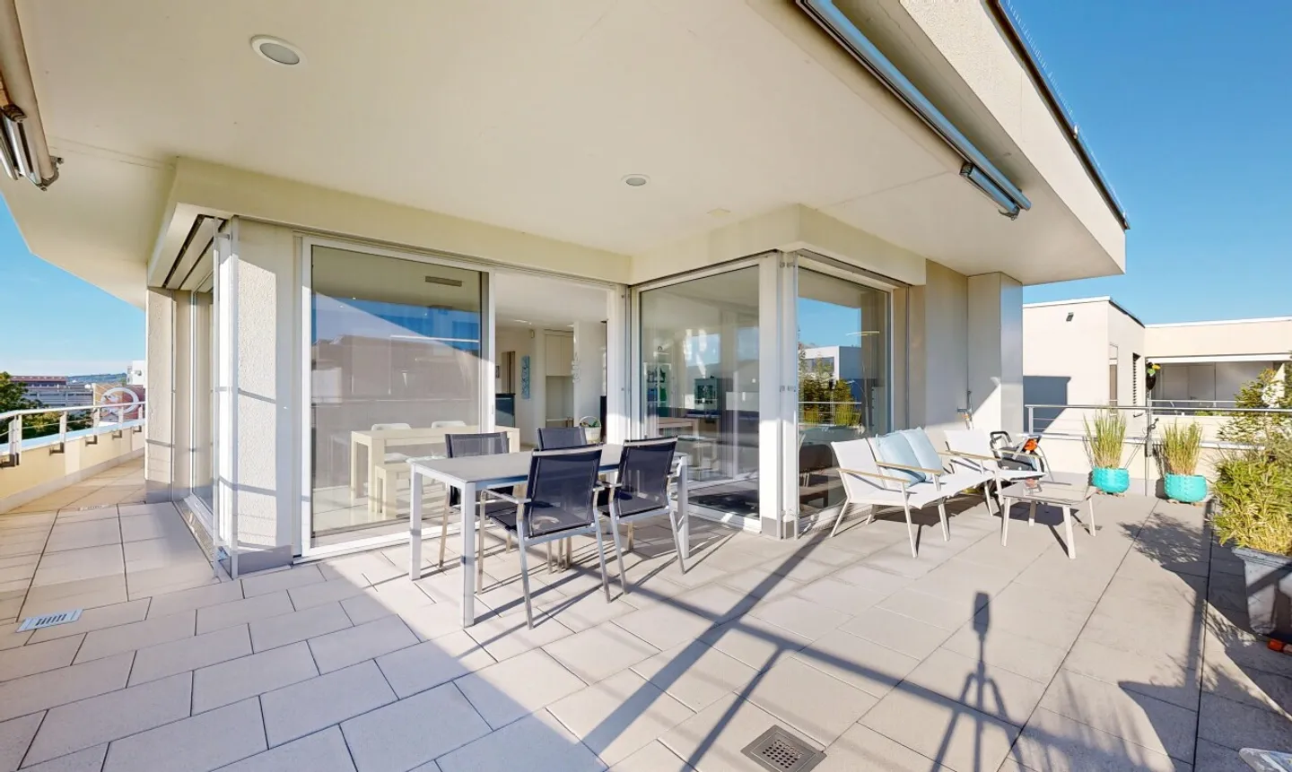 Dreamlike penthouse apartment with mountain view and 58 m² terrace - Photo 7 of 11