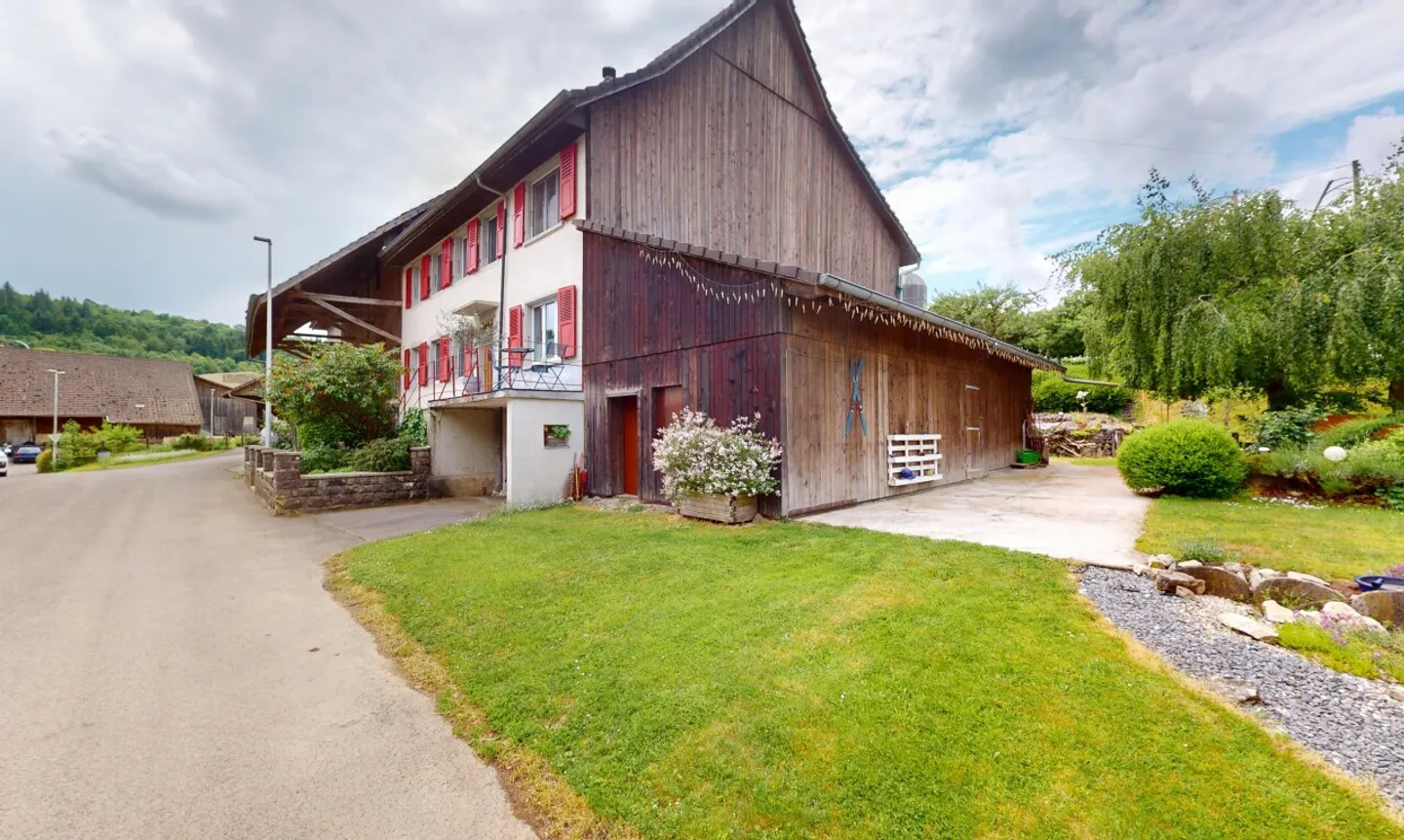 Charmante maison familiale de 1850 - Photo 2 sur 13