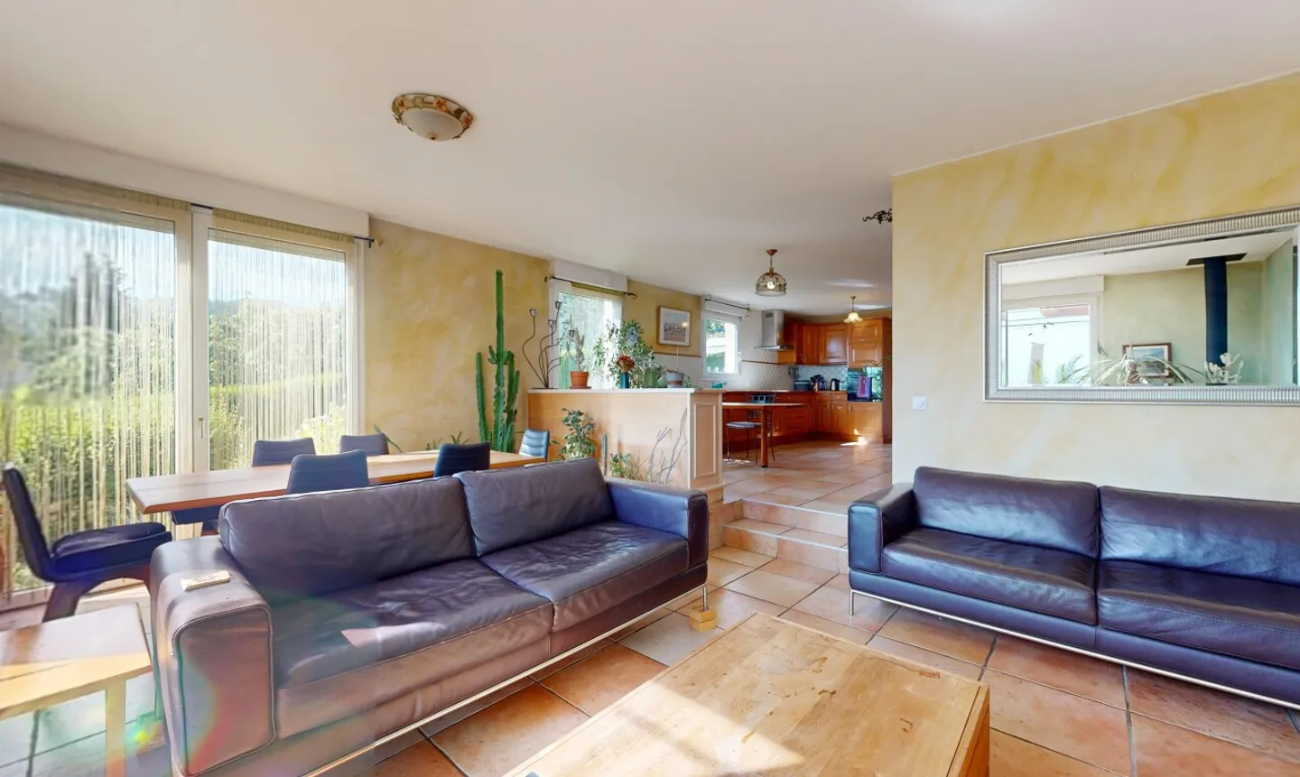 Charming semi-detached house with stunning views of Lake Geneva - Photo 2 of 11