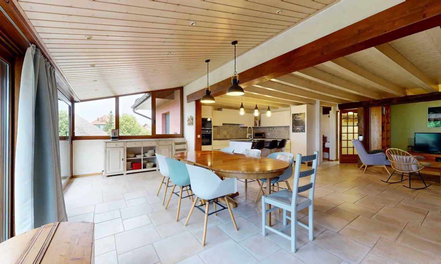 Renoviertes Doppelhaus in Penthéréaz! - Foto 2 von 11