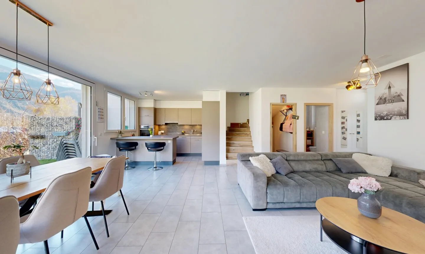 Maison mitoyenne d’exception en bout de rangée - Photo 4 sur 11