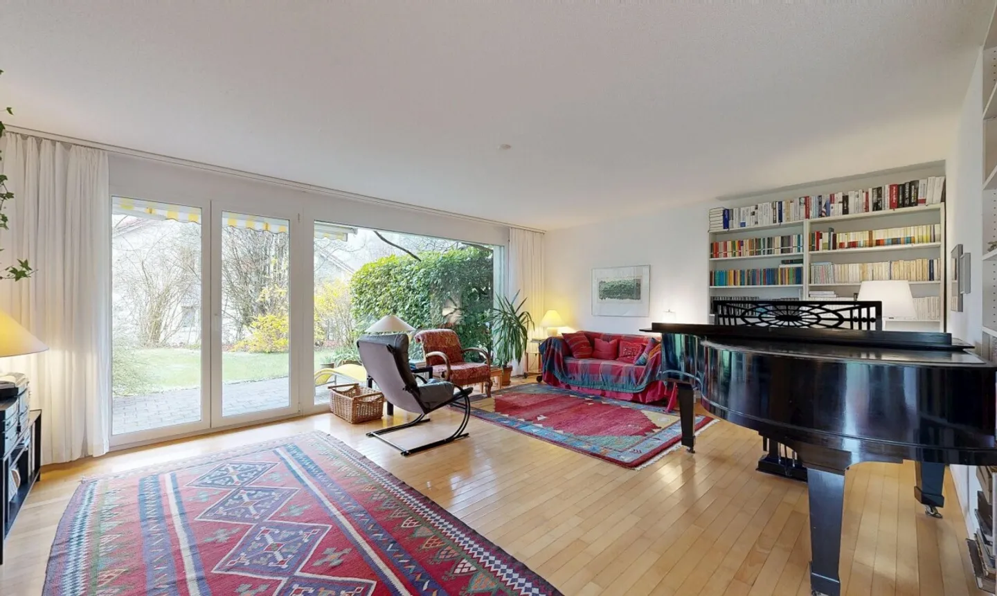 Maison lumineuse avec jardin de rêve - Photo 5 sur 11