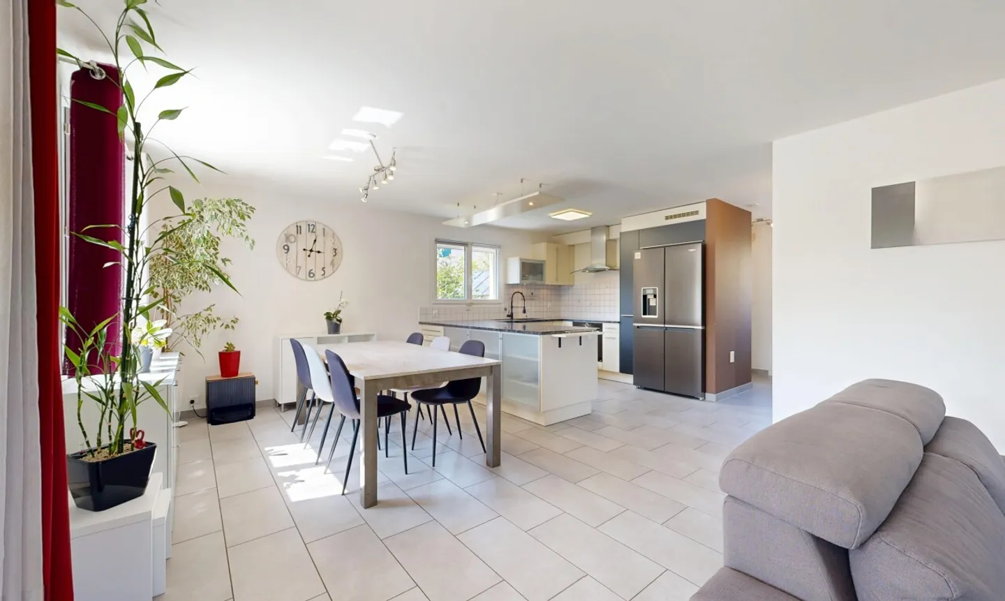 Superbe maison individuelle de 5.5p avec piscine chauffée - Photo 4 sur 13