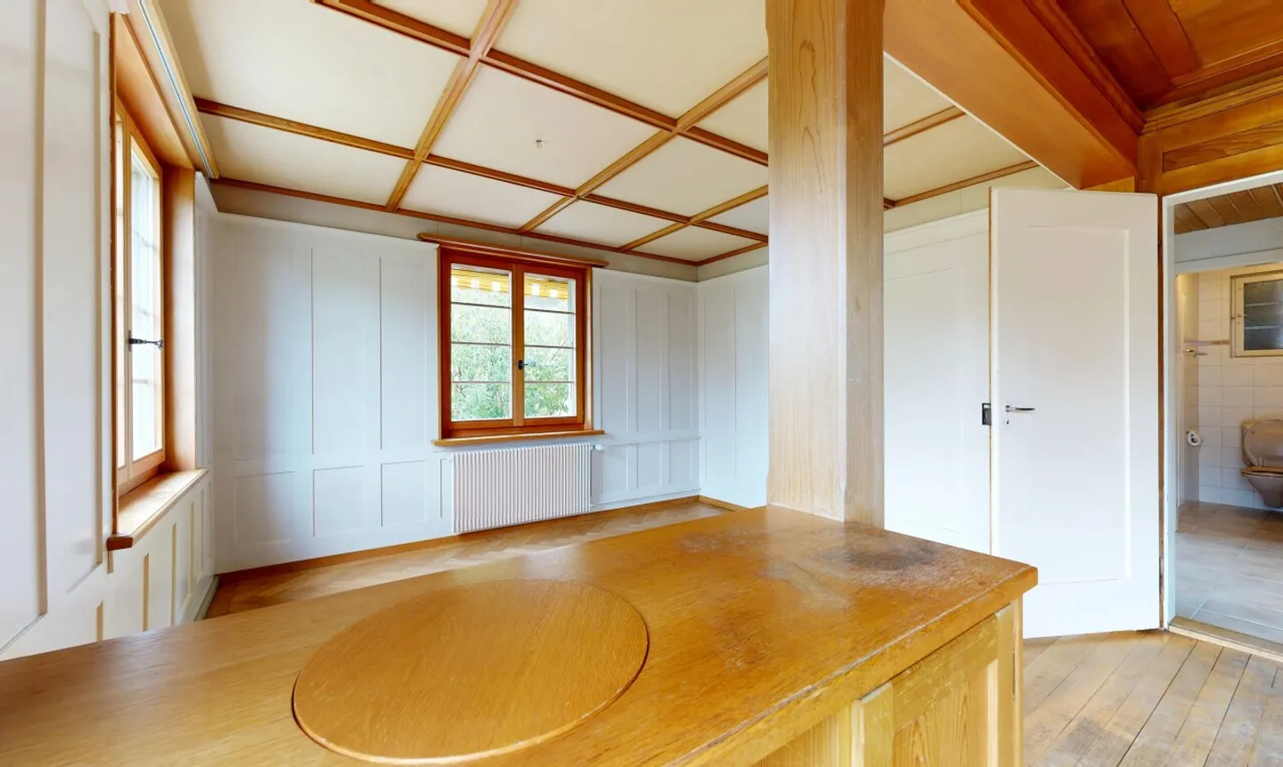 5.5-Zimmer-Einfamilienhaus mit grossem Grundstück und viel Potenzial - Foto 5 von 11