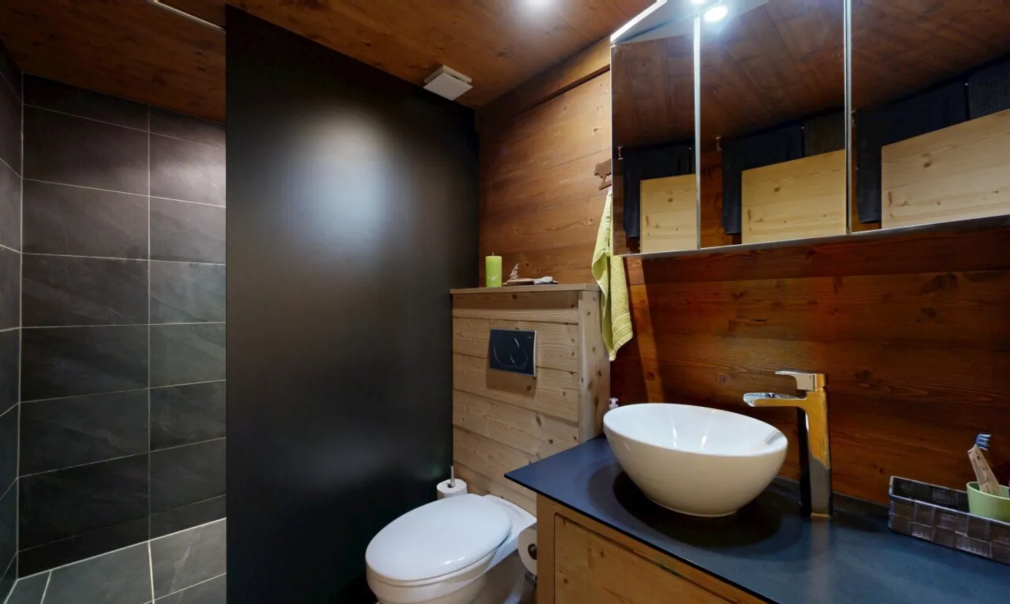 Spazioso appartamento con giardino privato vicino alle piste - Foto 7 di 11