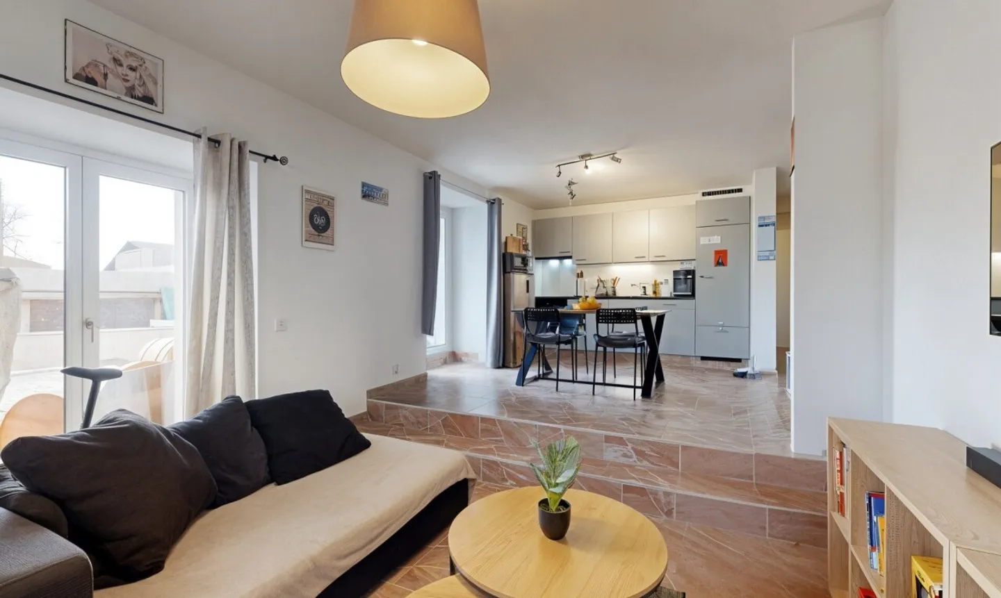 Incantevole appartamento 3.5 locali con grande giardino nel centro di Riddes - Foto 3 di 11