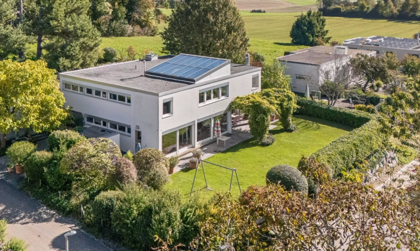 Einfamilienhaus mit Aussenpool  und viel Privatsphäre - Nähe Zürich - Photo 4 sur 11