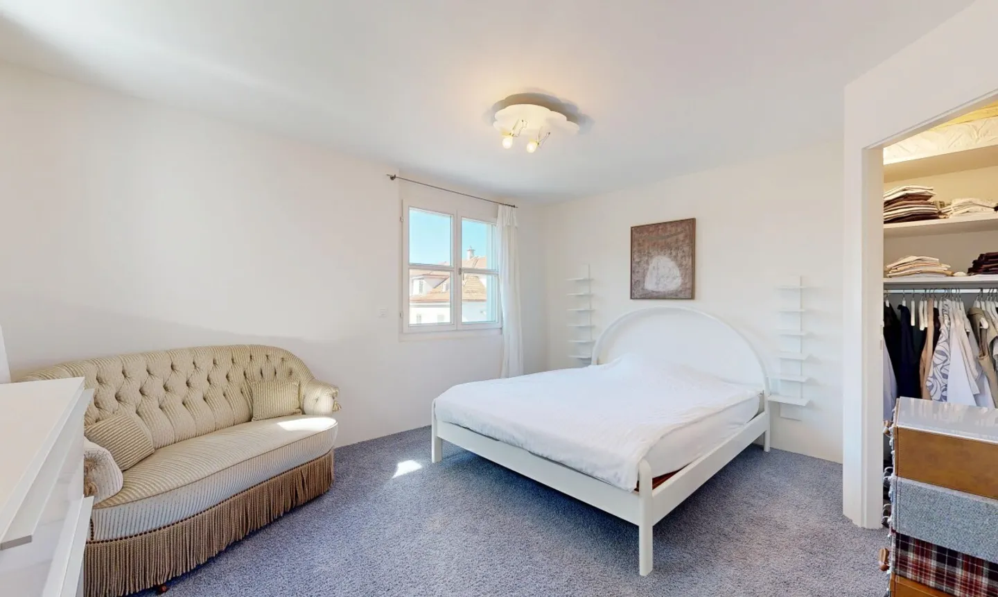 Attractive 5.5-room triplex apartment with private garden - Photo 7 of 11