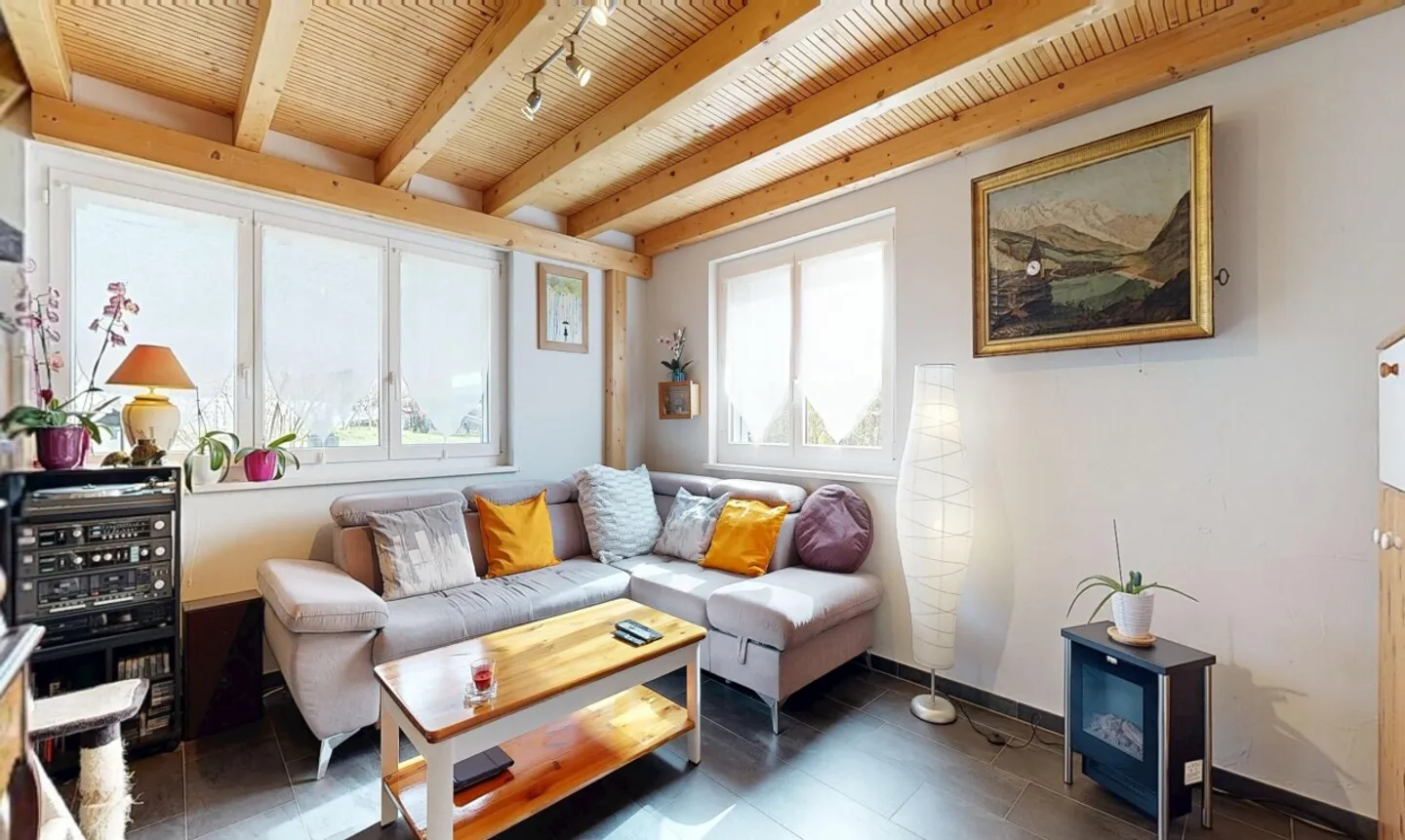 Saillon - Family Villa, Large Garden and Expansion Potential - Photo 4 of 11