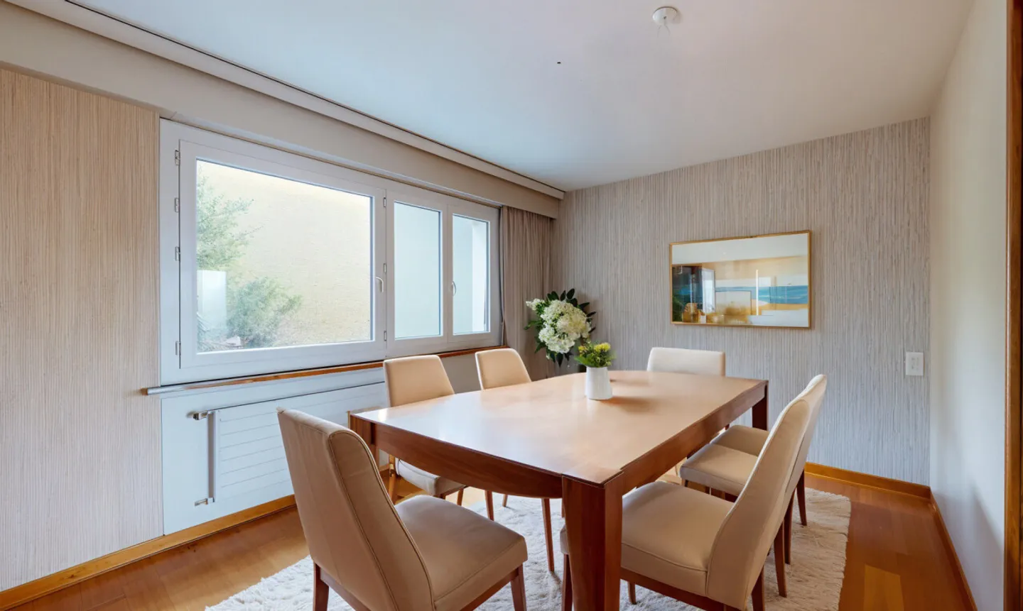 Bright 4-room apartment in the heights of the city with balcony + garage - Photo 3 of 13