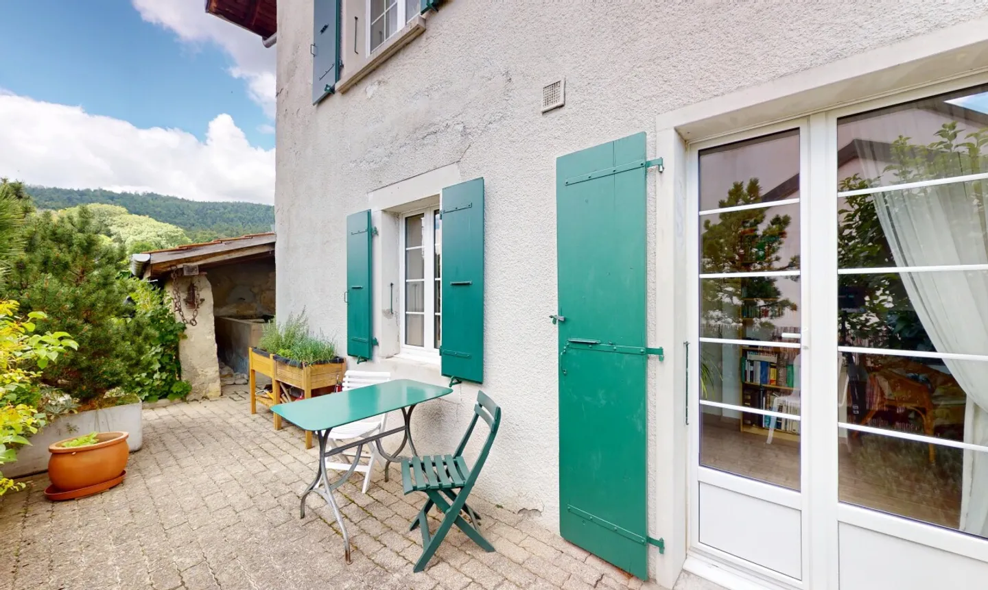 Renovated village house with garden and great potential - Photo 4 of 13