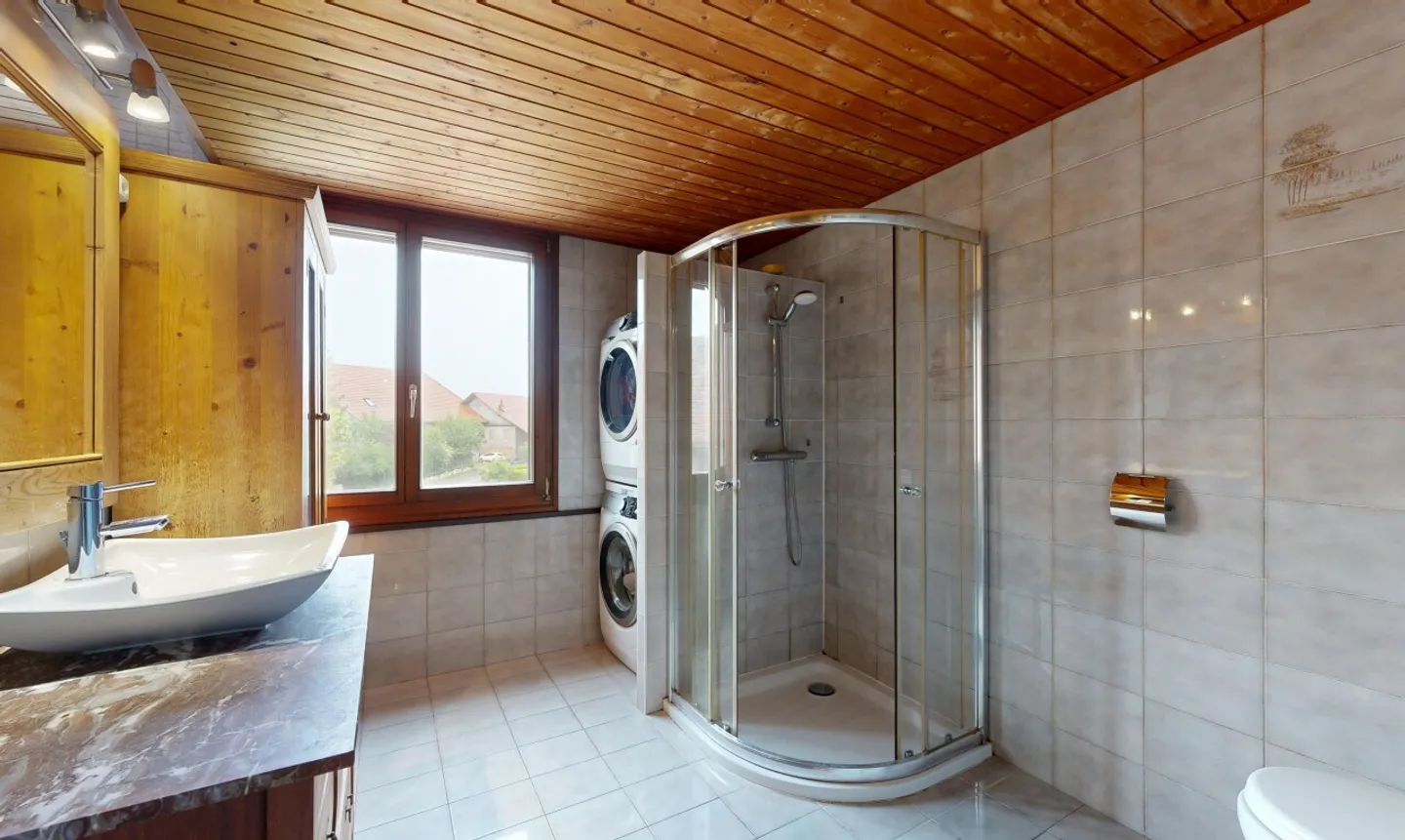 Renoviertes Doppelhaus in Penthéréaz! - Foto 5 von 11