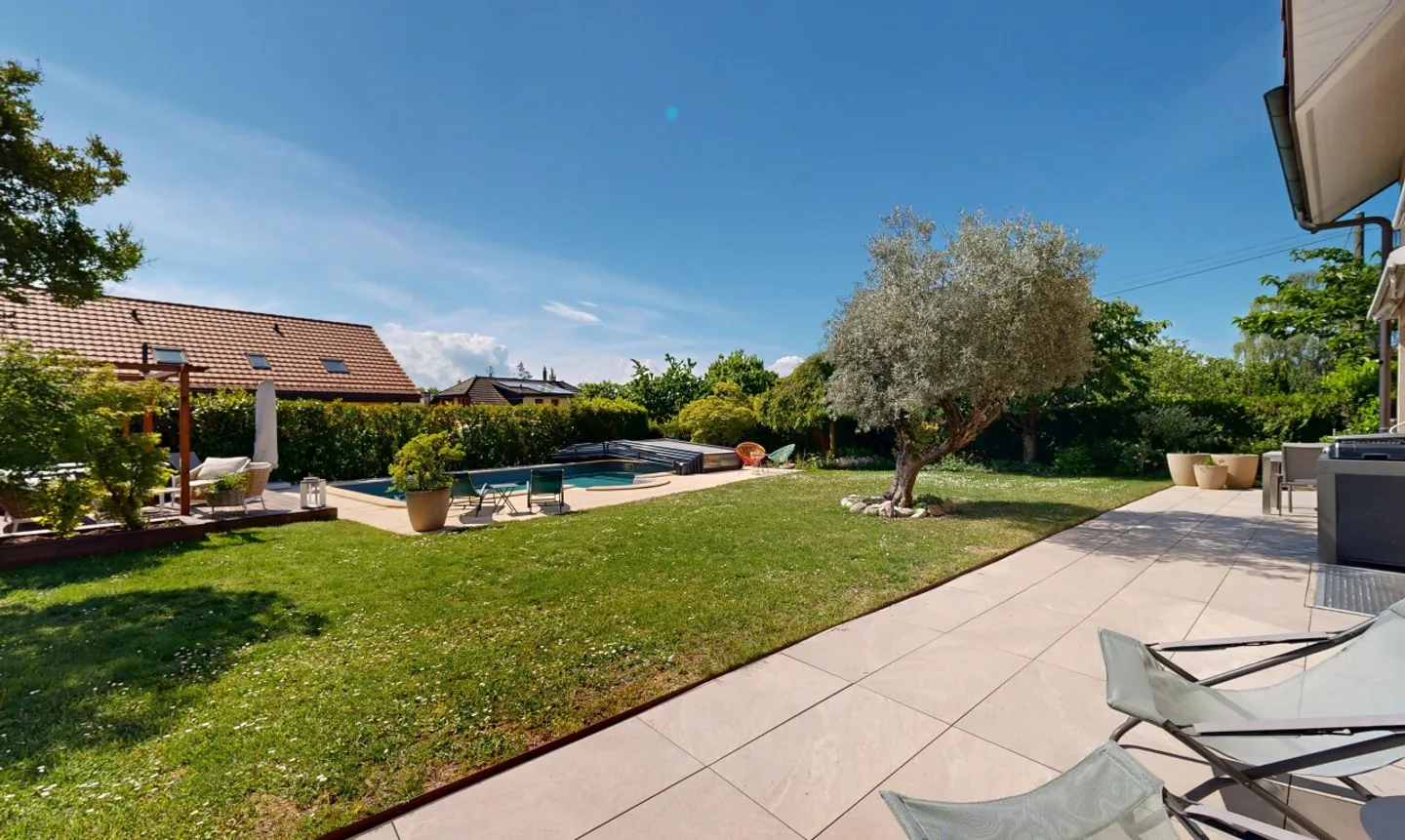 Villa contemporaine avec piscine - Photo 4 sur 13