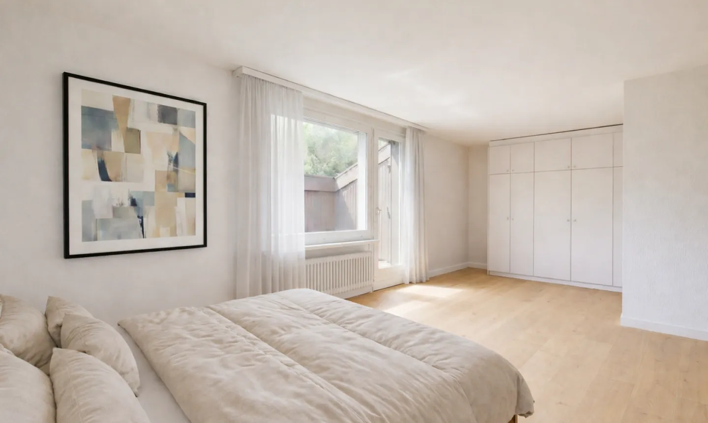 Charming Duplex Home with Garden - Photo 10 of 13