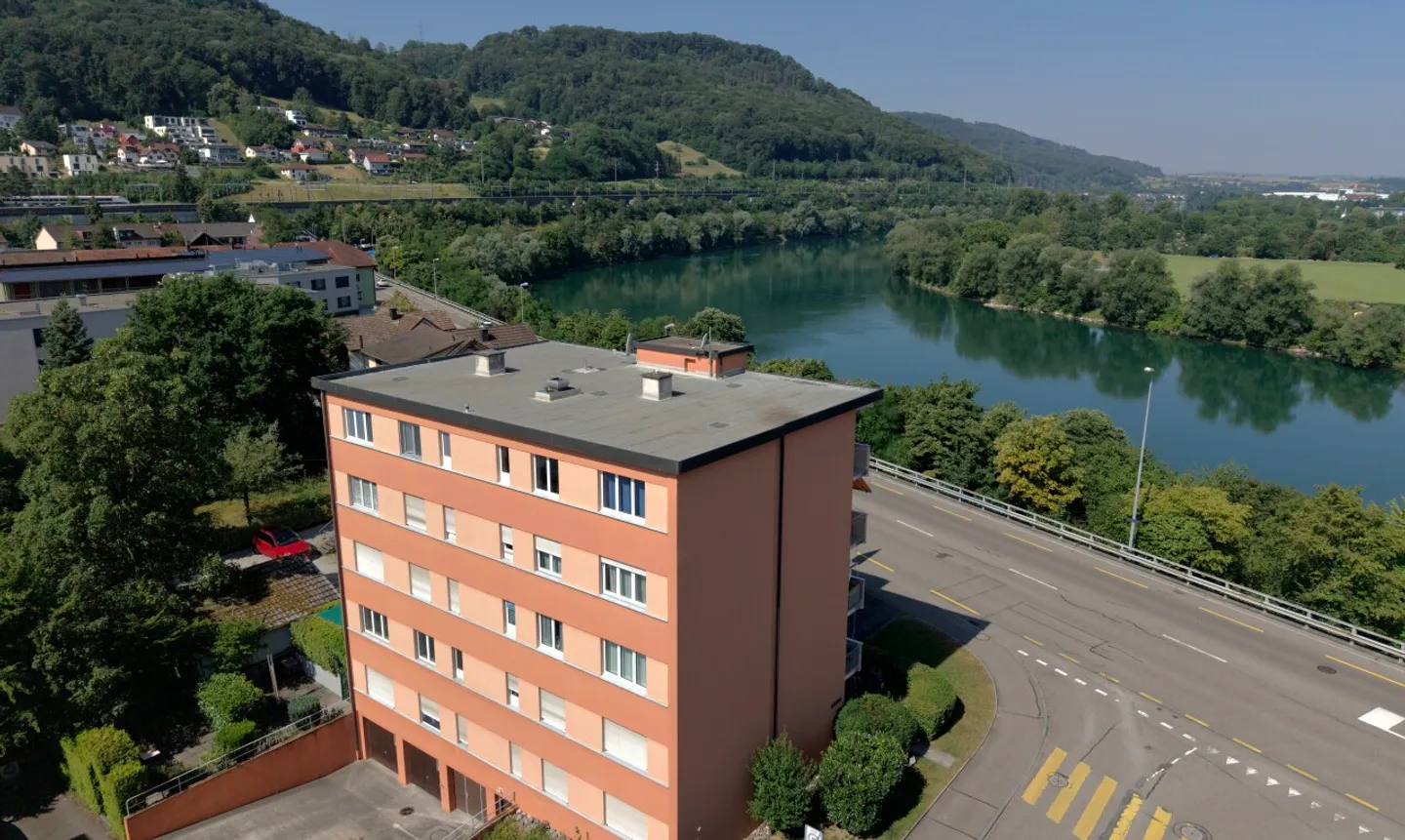 Appartement lumineux de 4,5 pièces avec balcon et vue sur le Rhin à Stein AG - Photo 3 sur 11