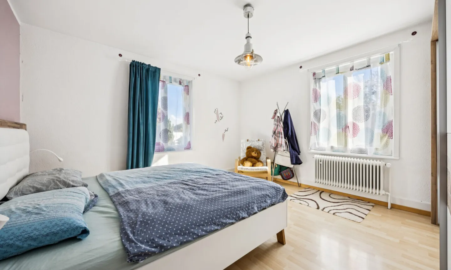 Residential building with plenty of space and opportunities - additional building land optional - Photo 9 of 11