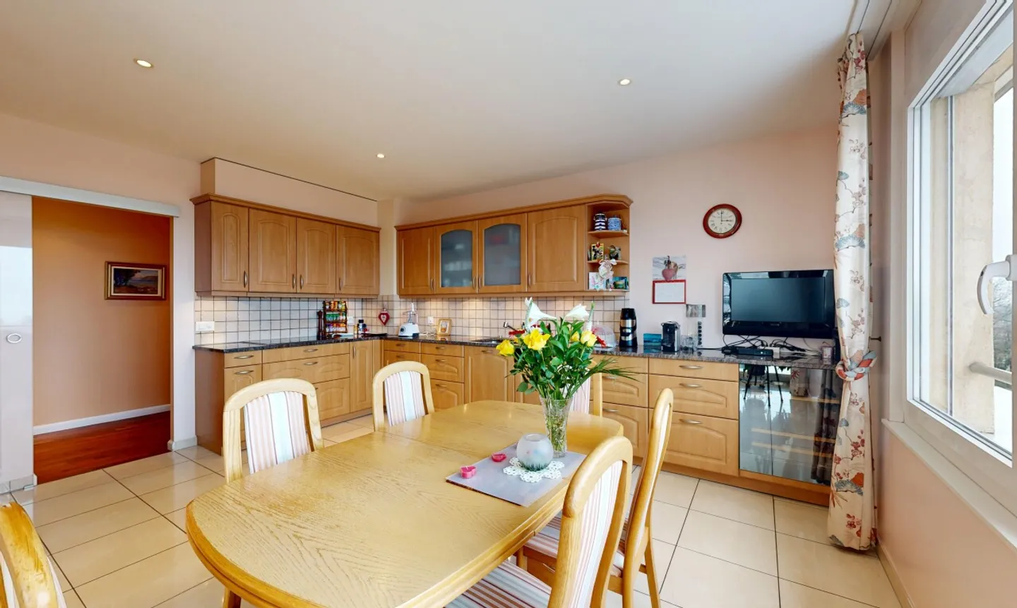 Duplex de prestige avec vue panoramique sur le lac Léman et les Alpes - Foto 9 di 11