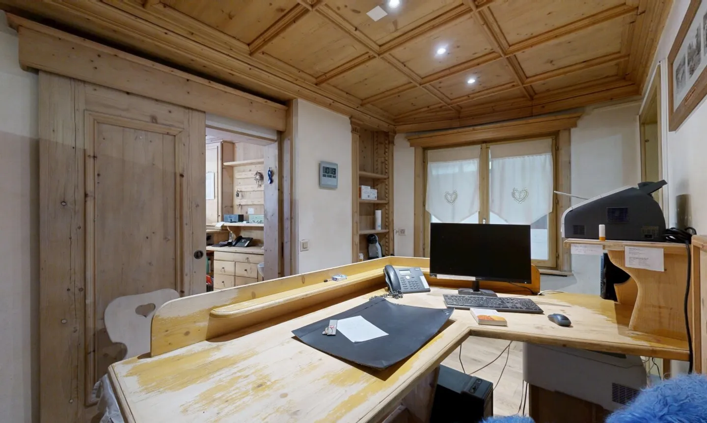 Commercial space ideally located in the heart of Crans-Montana - Photo 7 of 11