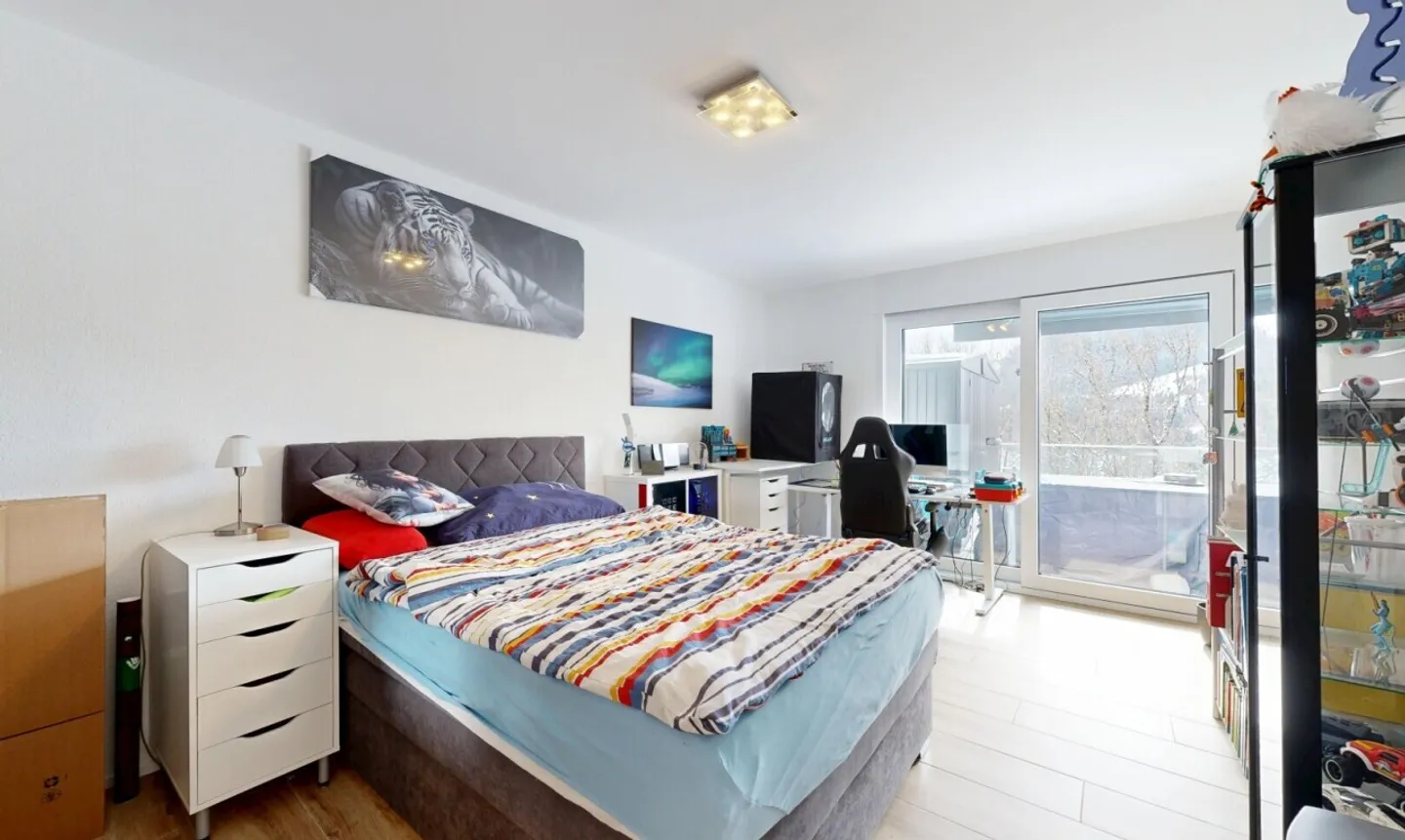 Wohnen mit Aussicht stilvolle Terrassenwohnung in Plasselb - Photo 10 of 11