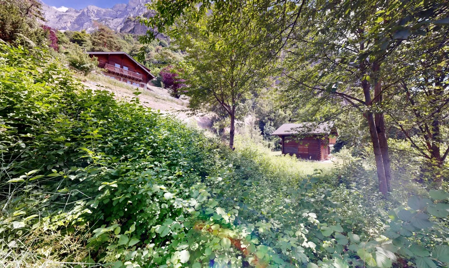 Superb plot in Chamoson - Photo 10 of 11