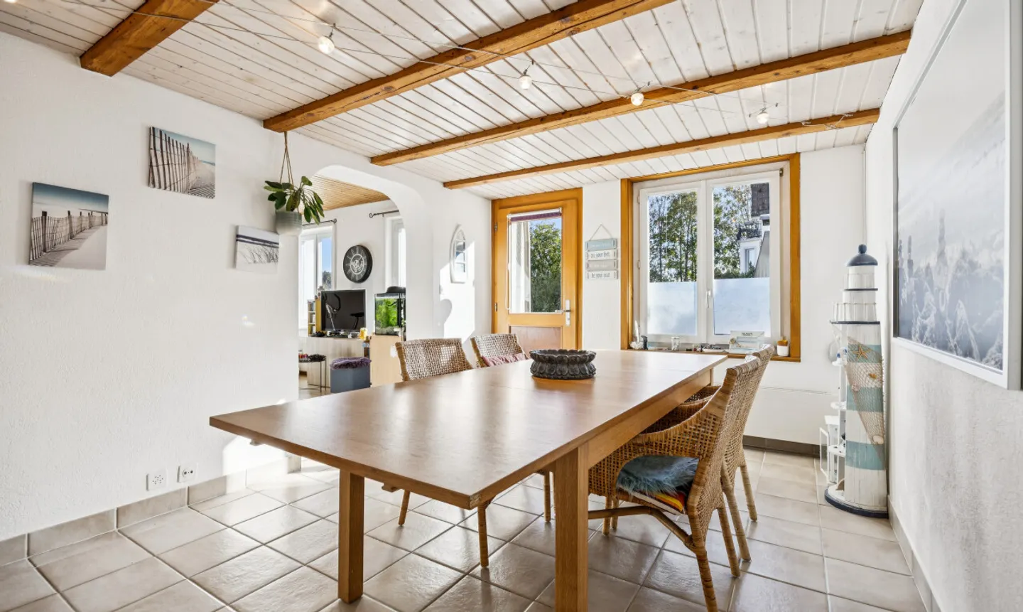 Residential building with plenty of space and opportunities - additional building land optional - Photo 10 of 11