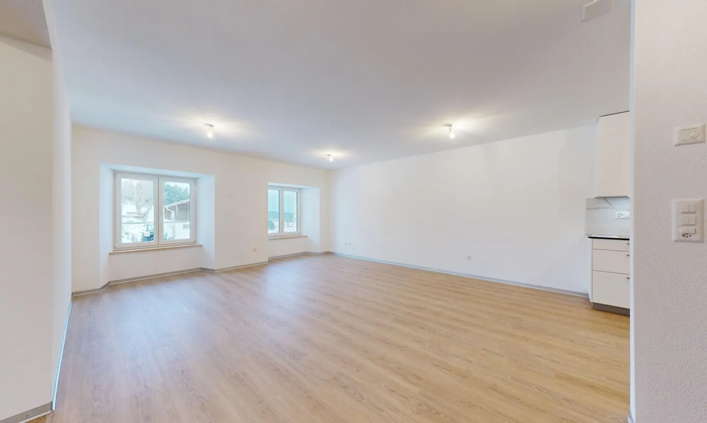 Charmante Wohnung in historischem Gebäude - Foto 1 von 13